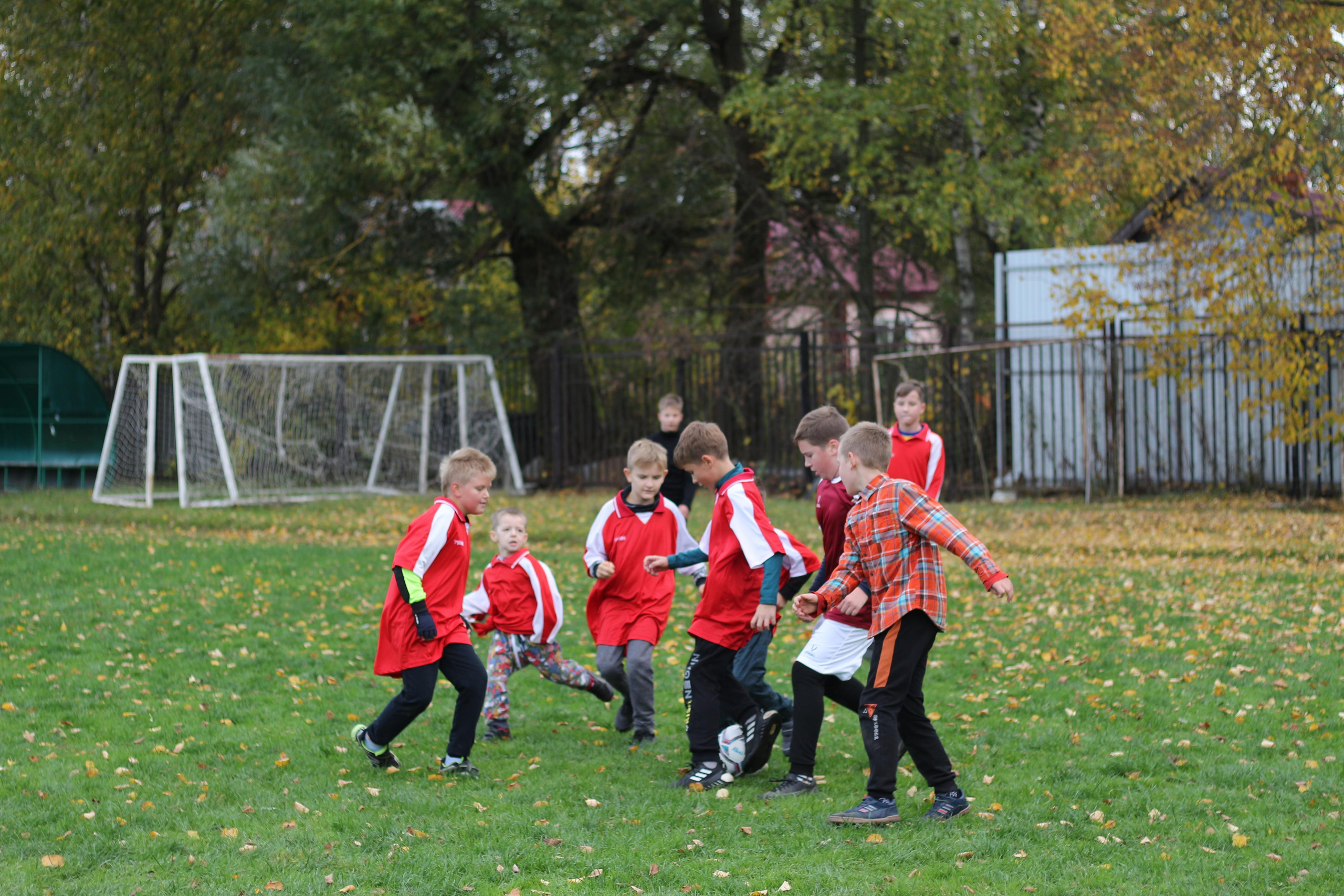 Футбольная встреча. Вознесенский храм села Барановское
