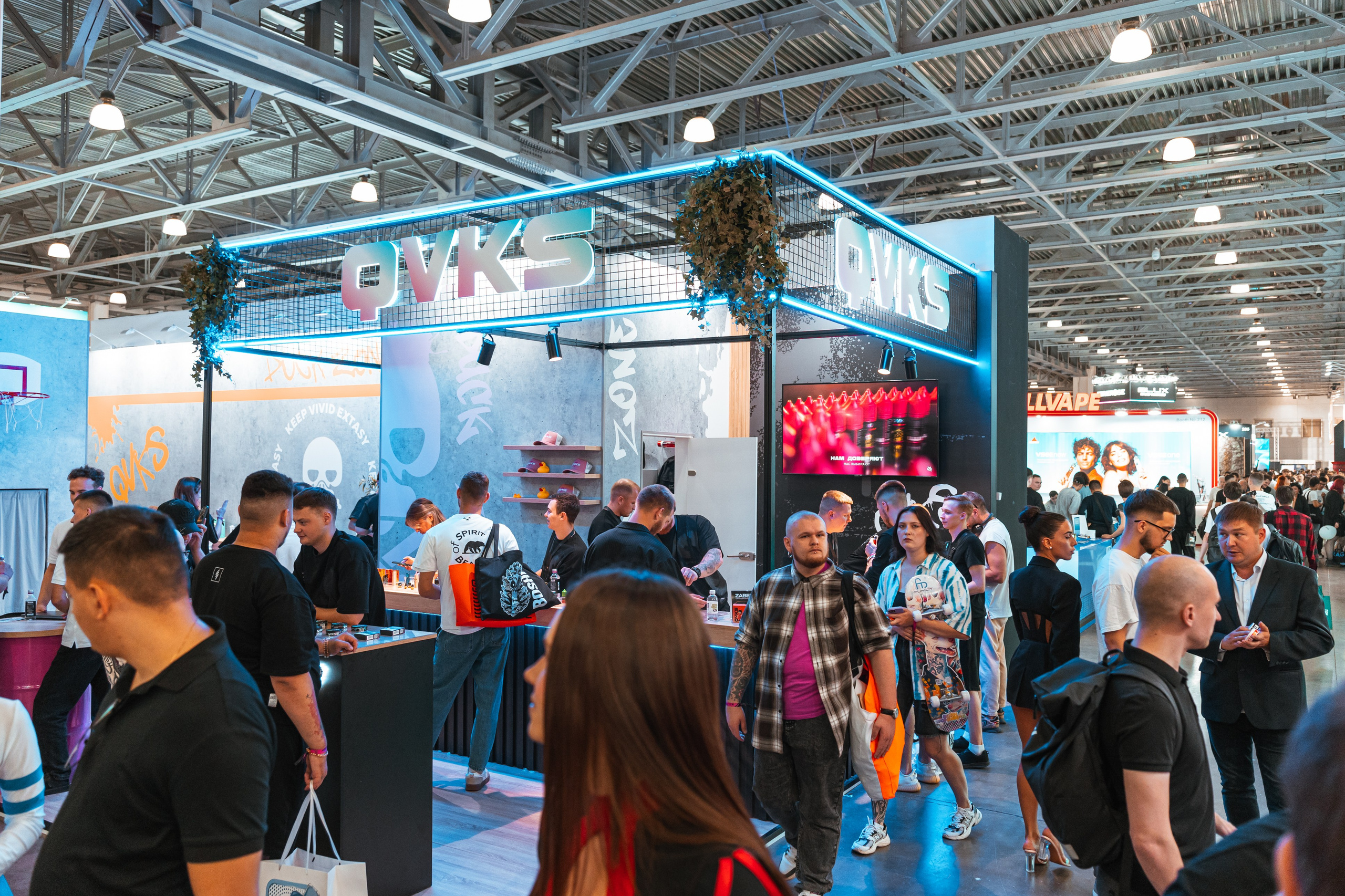 VAPE CLUB SHOW 2025 Крокус Экспо. Фотограф в Москве Дмитрий Емельянов