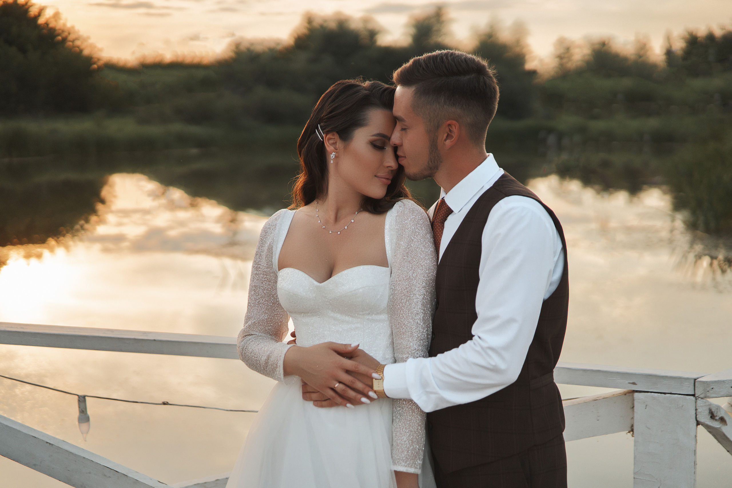 Руслан и Эльвина. Выездная регистрация. Ресторан. Фотограф Уфа Екатерина Пашина