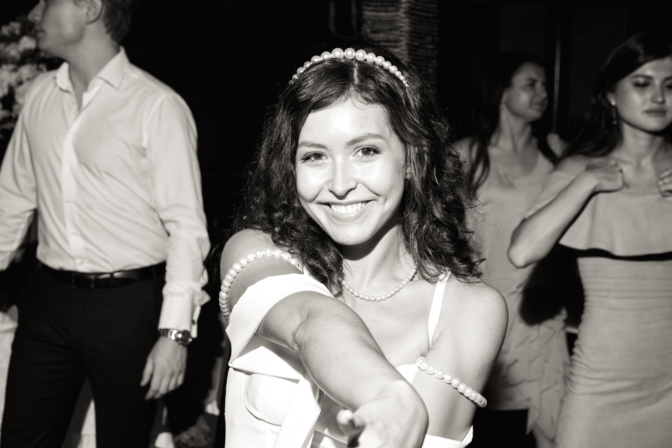 Владимир и Алина. Выездная регистрация. Ресторан. Фотограф Уфа Екатерина Пашина