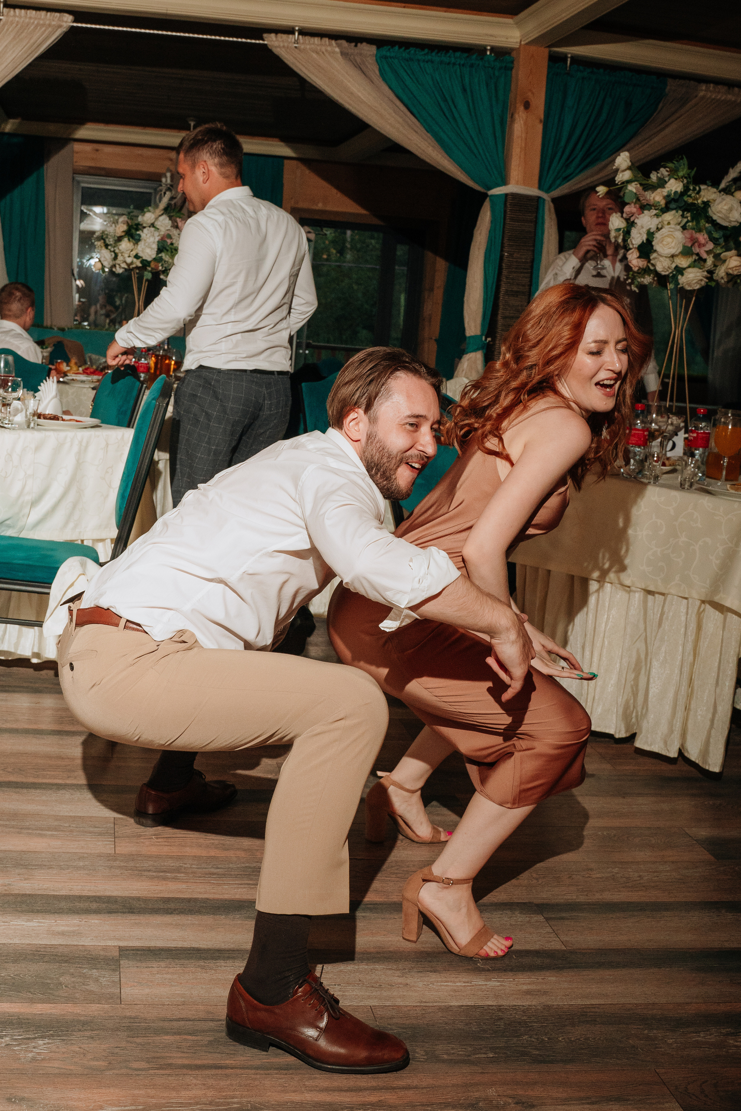 Владимир и Алина. Выездная регистрация. Ресторан. Фотограф Уфа Екатерина Пашина