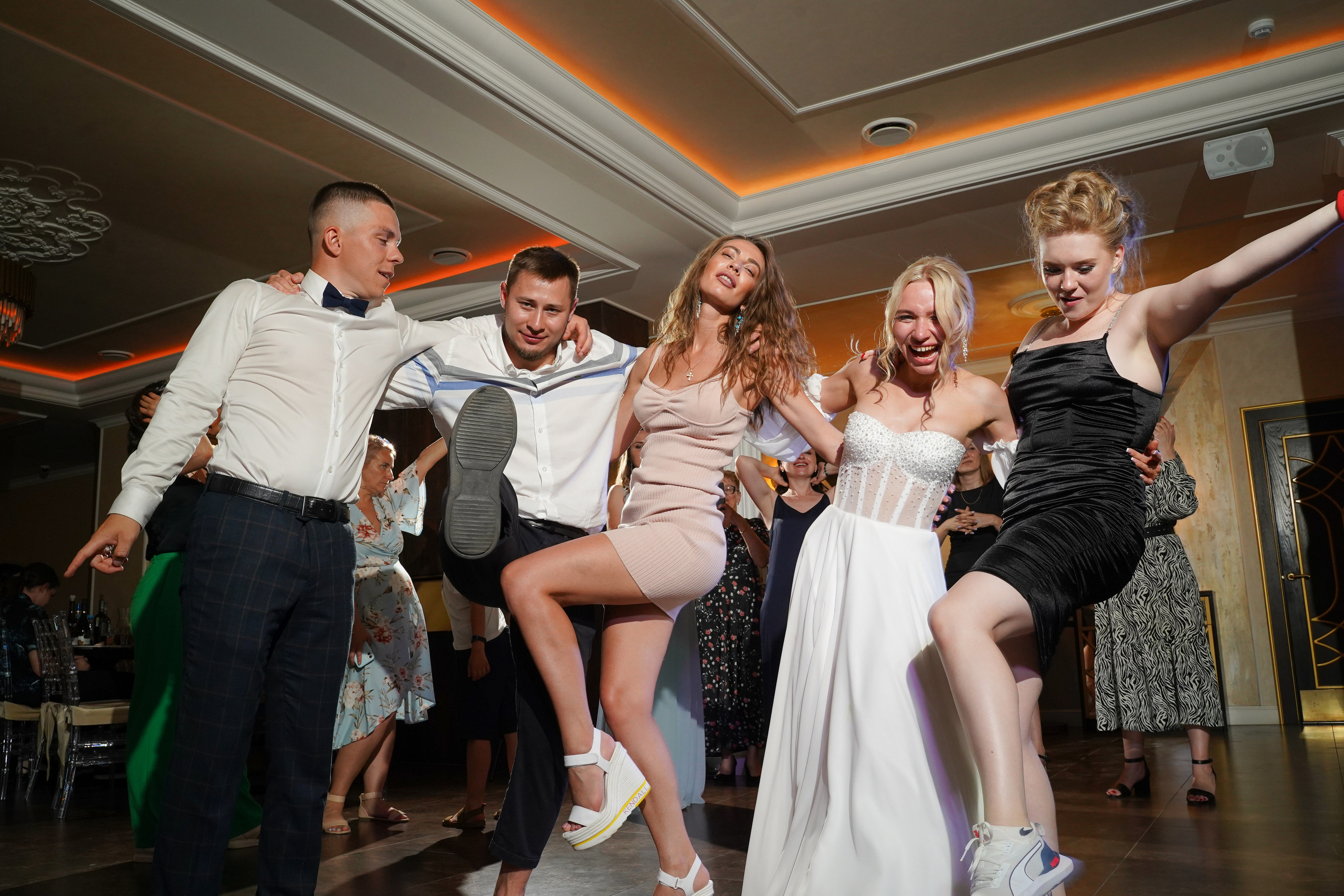 Дмитрий и Алёна. Ресторан. Фотограф Уфа Екатерина Пашина