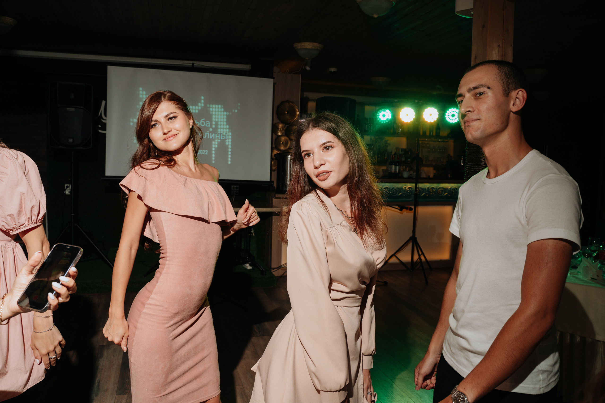 Владимир и Алина. Выездная регистрация. Ресторан. Фотограф Уфа Екатерина Пашина