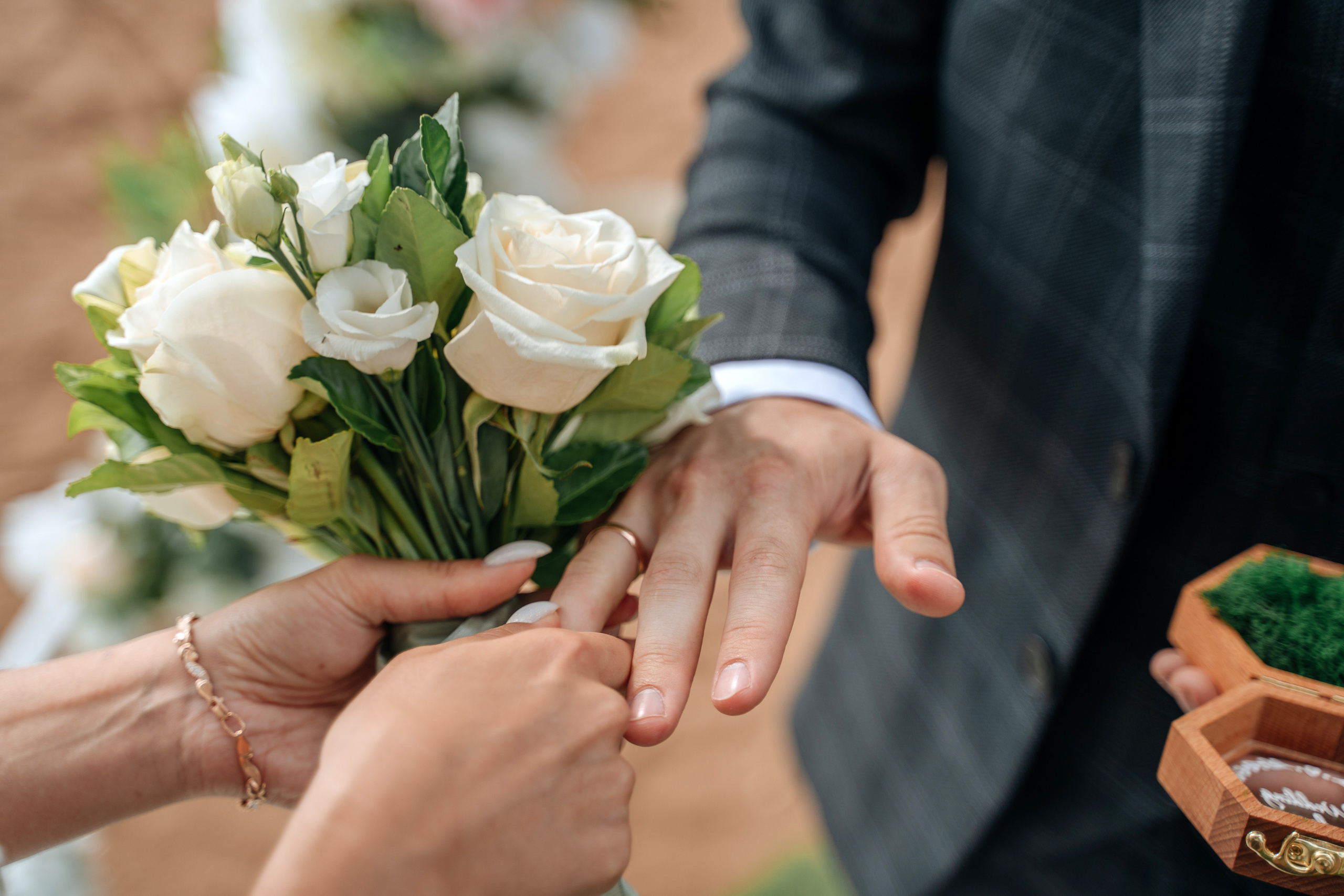 Владимир и Алина. Выездная регистрация. Ресторан. Фотограф Уфа Екатерина Пашина