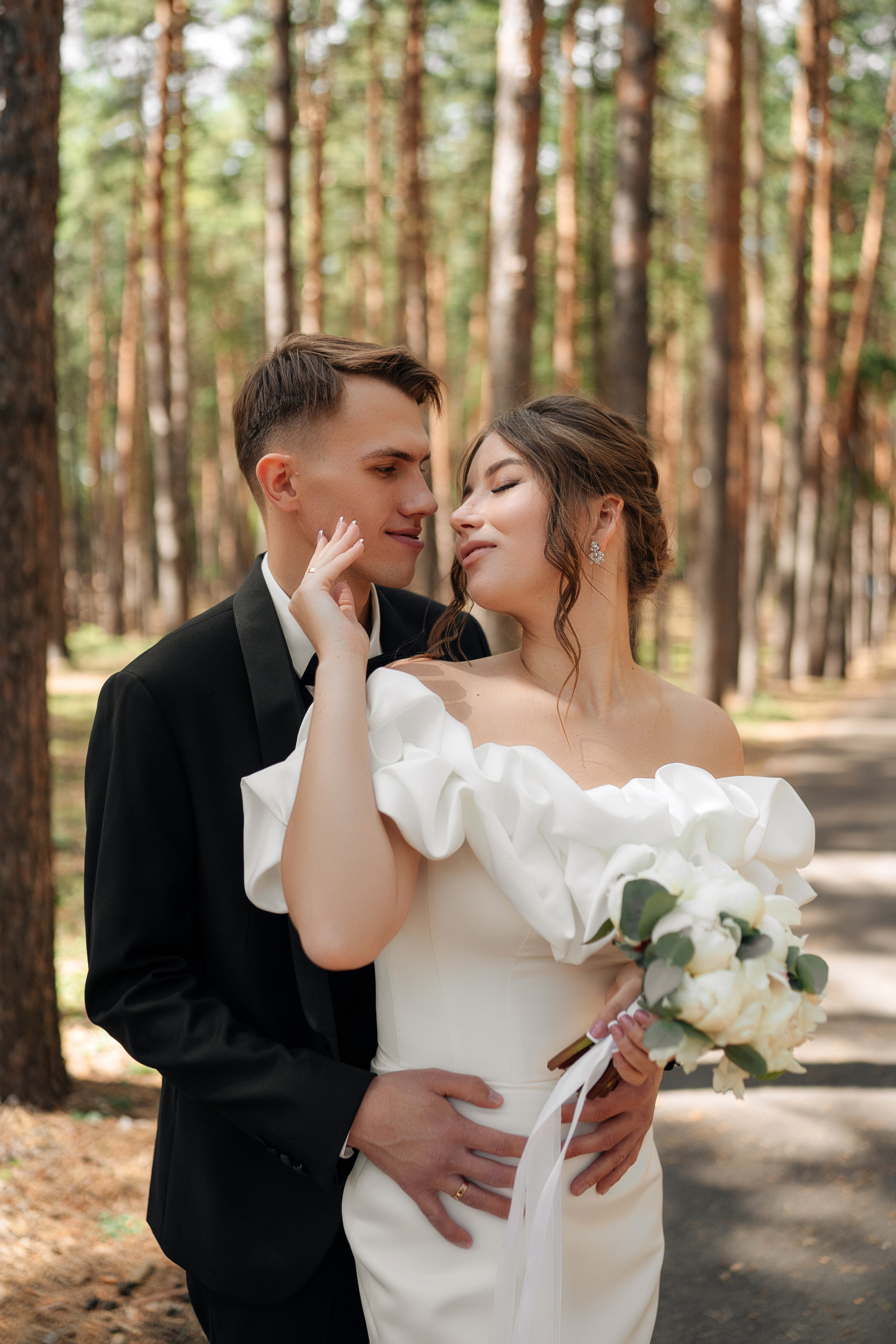 Александр и Полина. ЗАГС, фотосессия. Фотограф Уфа Екатерина Пашина