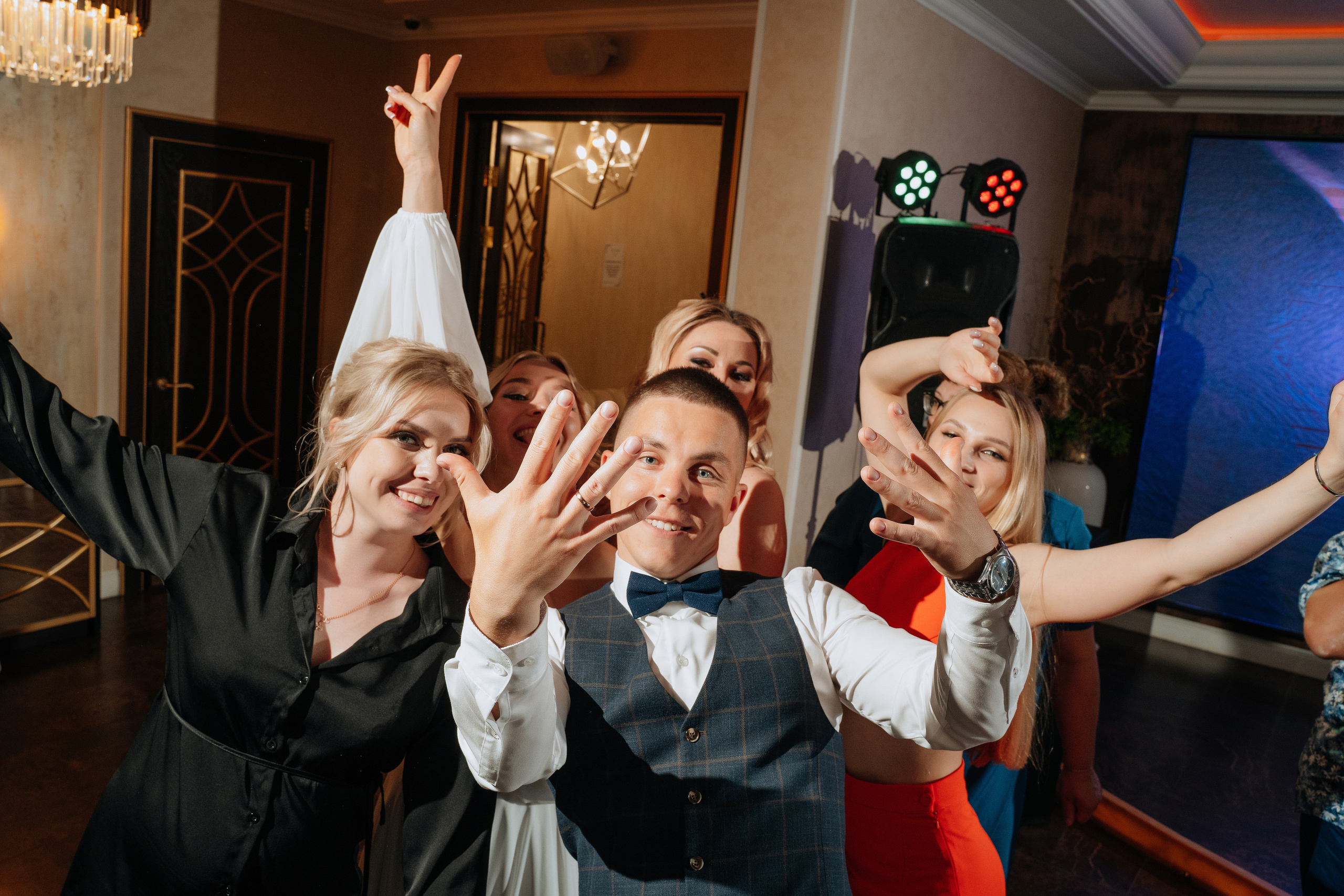 Дмитрий и Алёна. Ресторан. Фотограф Уфа Екатерина Пашина