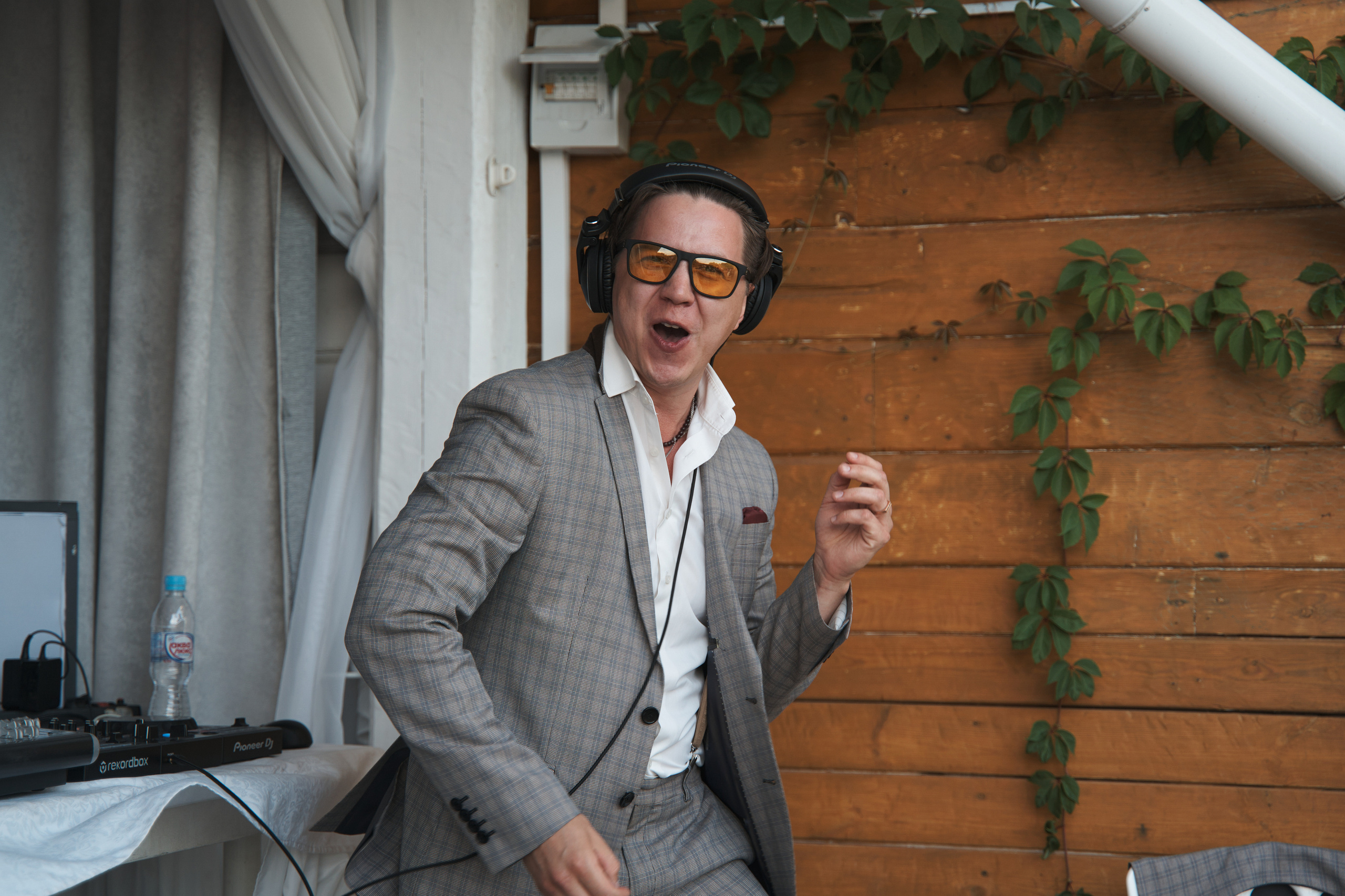 Руслан и Эльвина. Выездная регистрация. Ресторан. Фотограф Уфа Екатерина Пашина