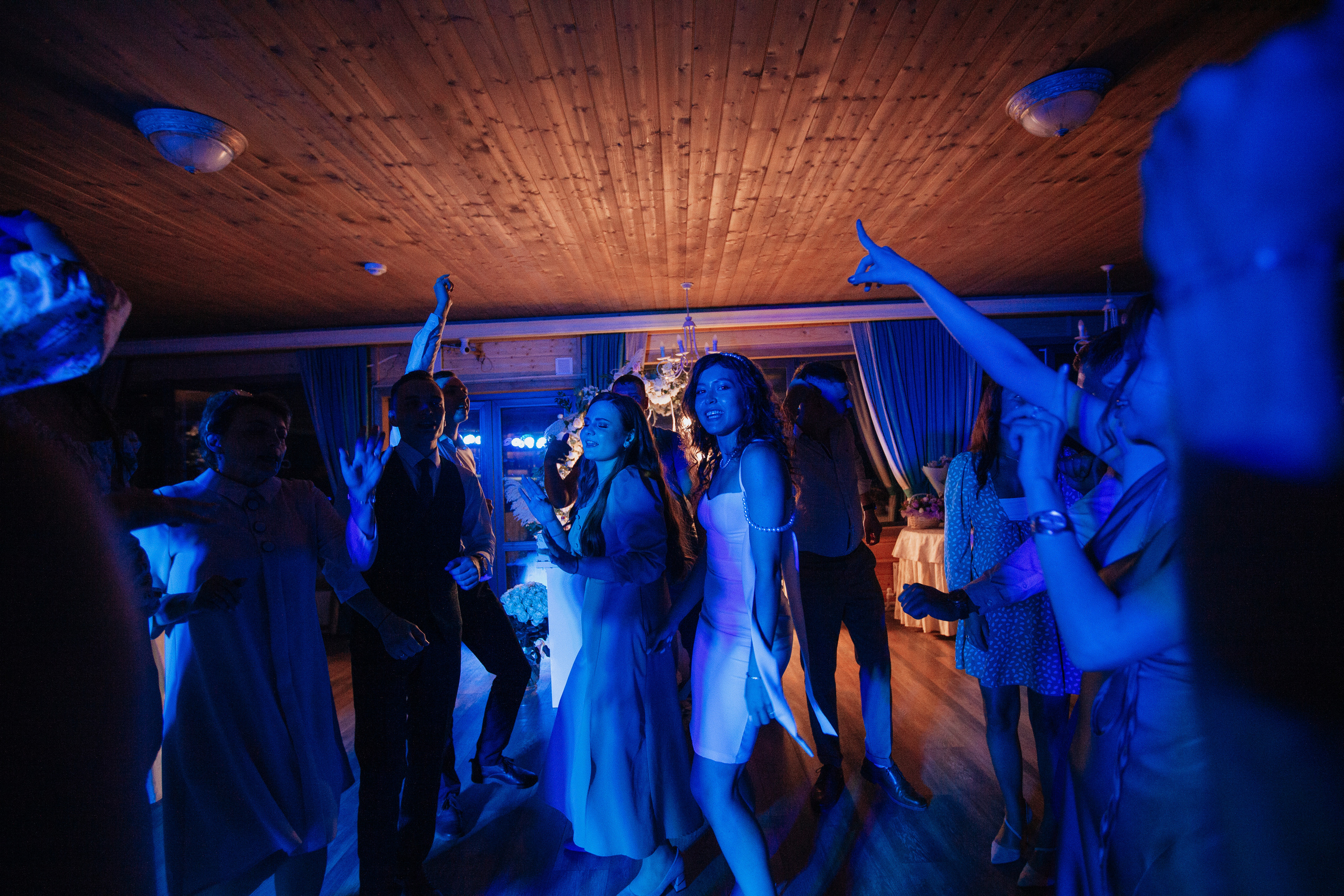 Владимир и Алина. Выездная регистрация. Ресторан. Фотограф Уфа Екатерина Пашина