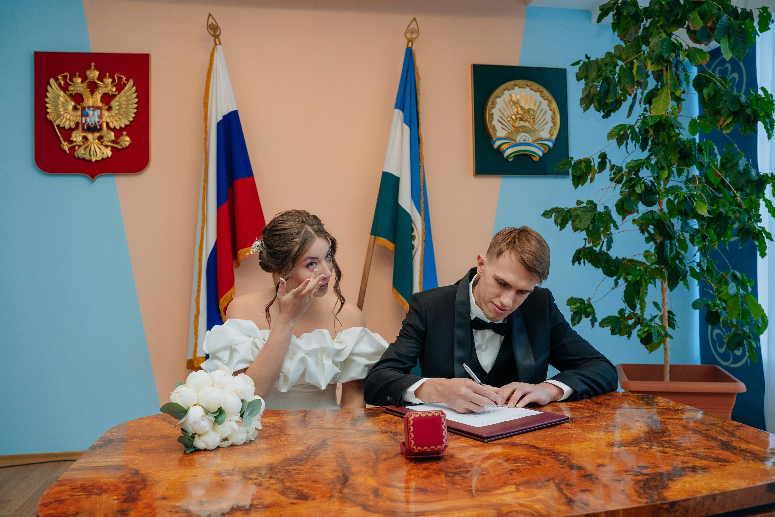 Александр и Полина. ЗАГС, фотосессия. Фотограф Уфа Екатерина Пашина