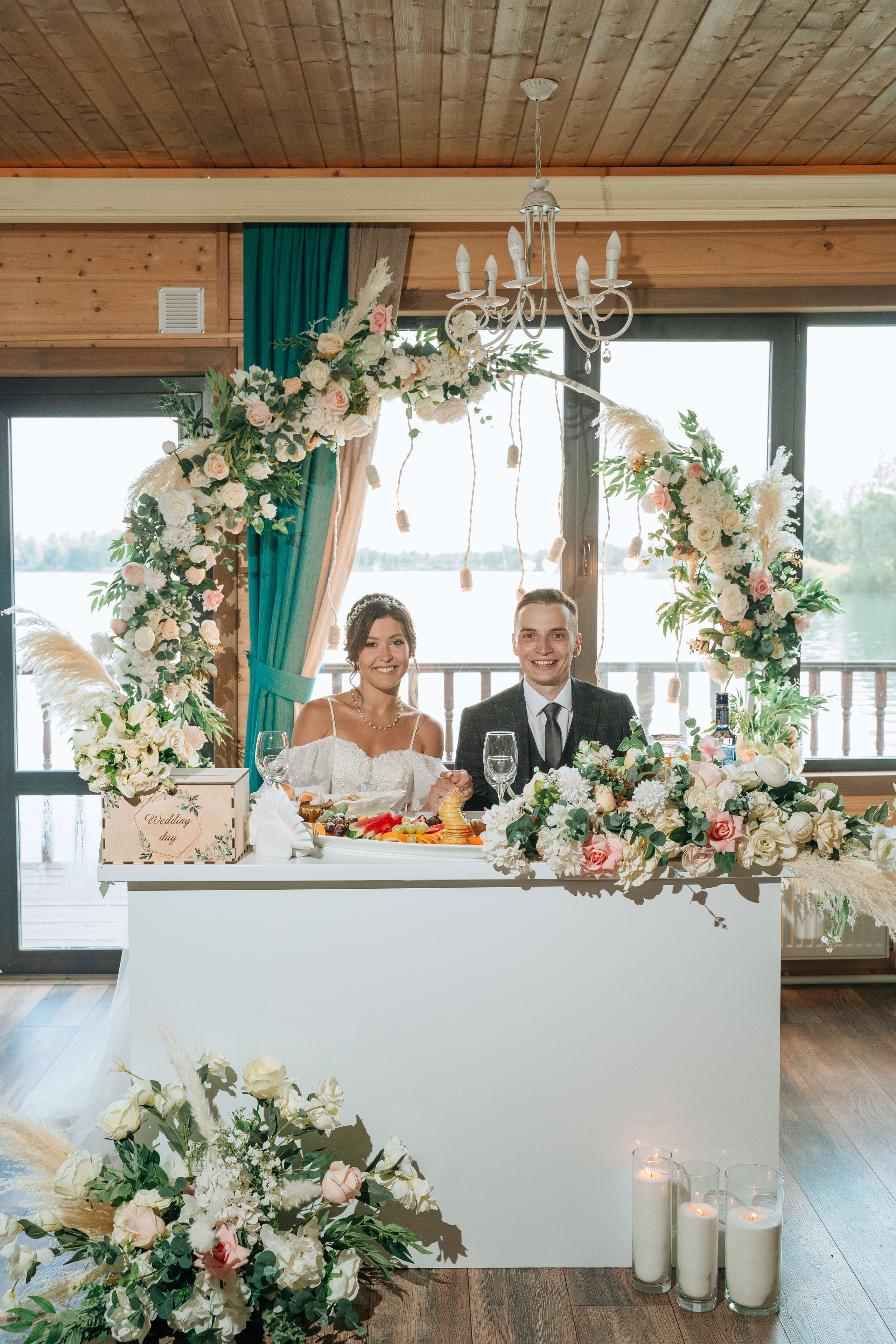 Владимир и Алина. Выездная регистрация. Ресторан. Фотограф Уфа Екатерина Пашина