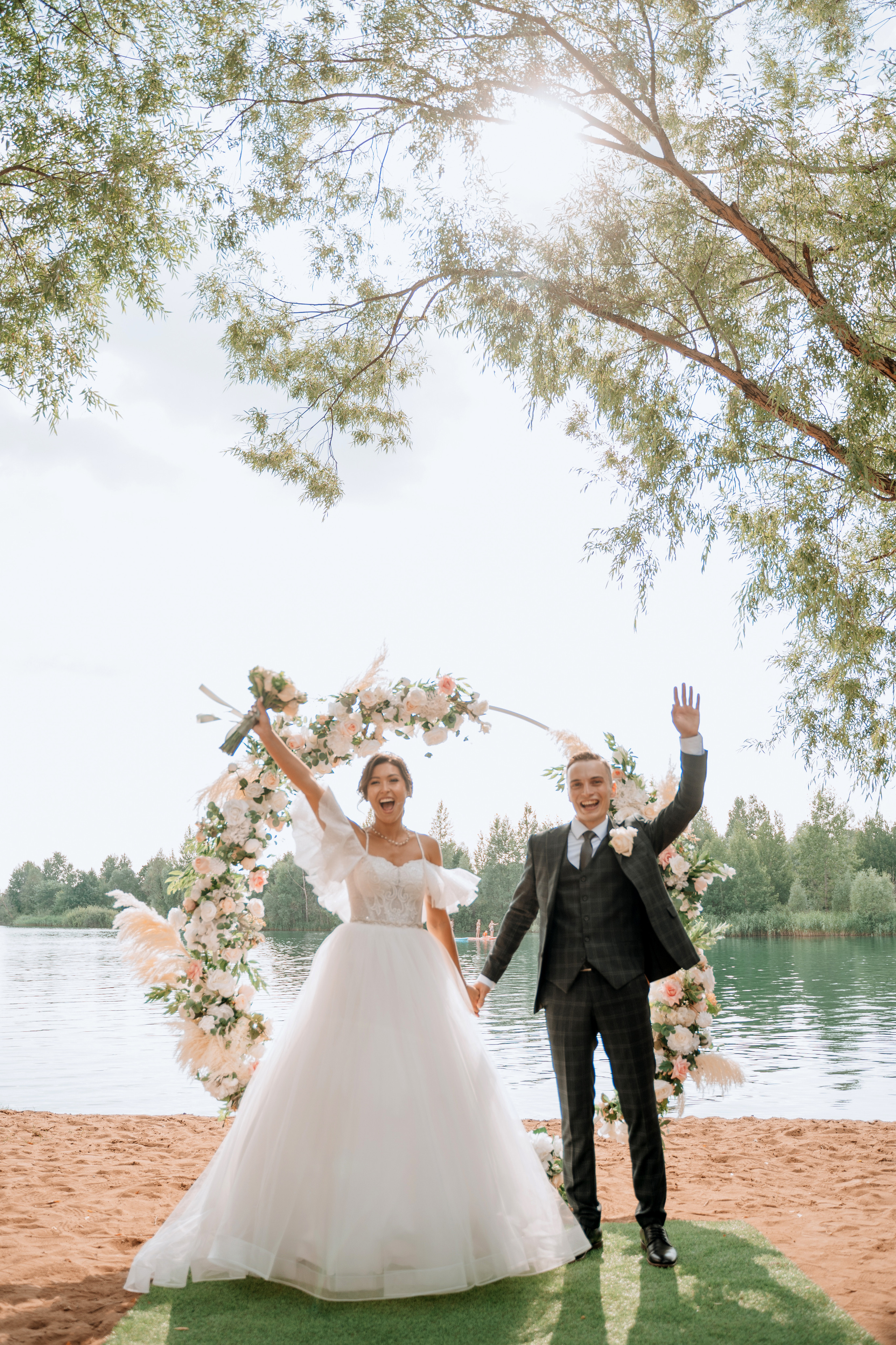 Владимир и Алина. Выездная регистрация. Ресторан. Фотограф Уфа Екатерина Пашина