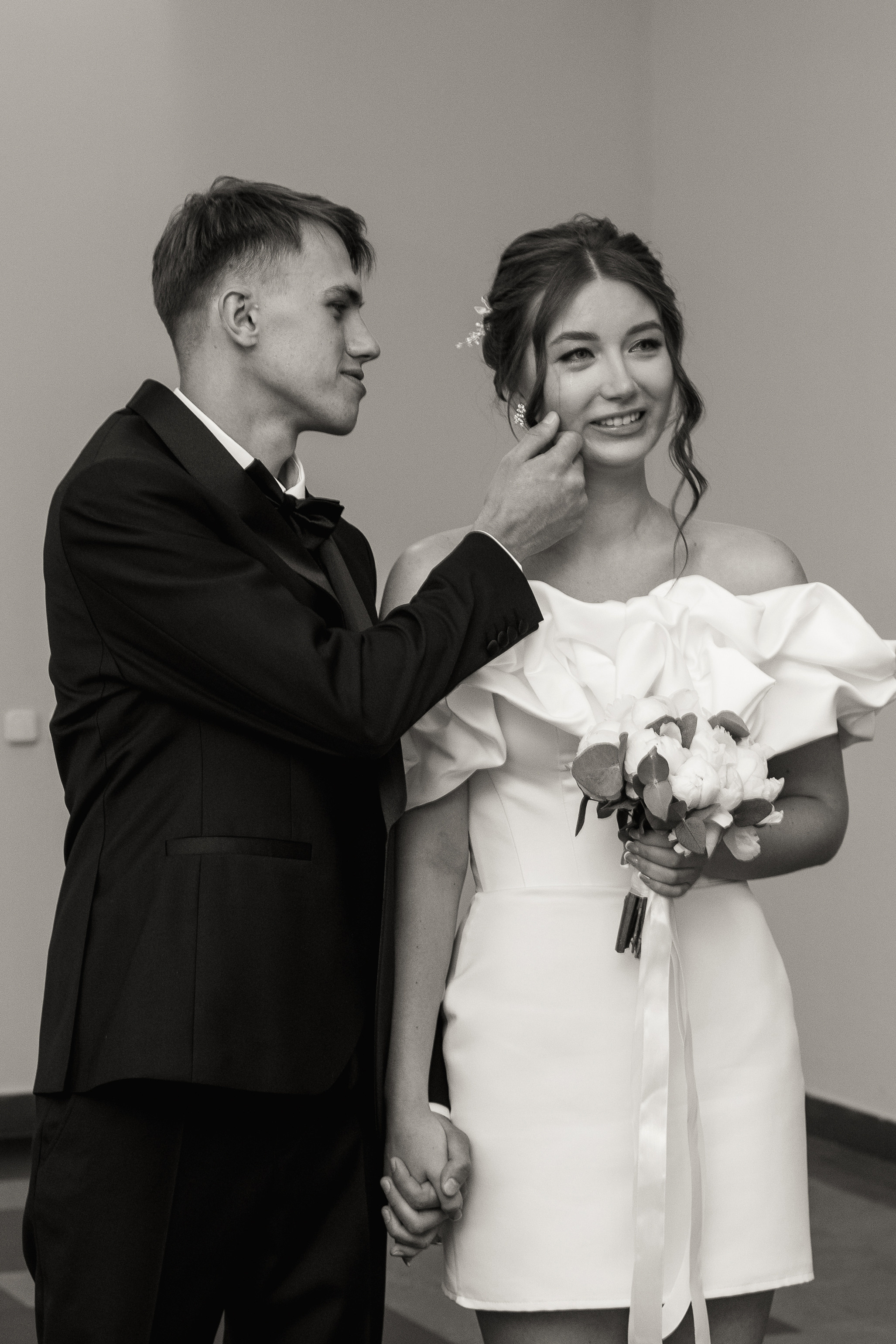 Александр и Полина. ЗАГС, фотосессия. Фотограф Уфа Екатерина Пашина