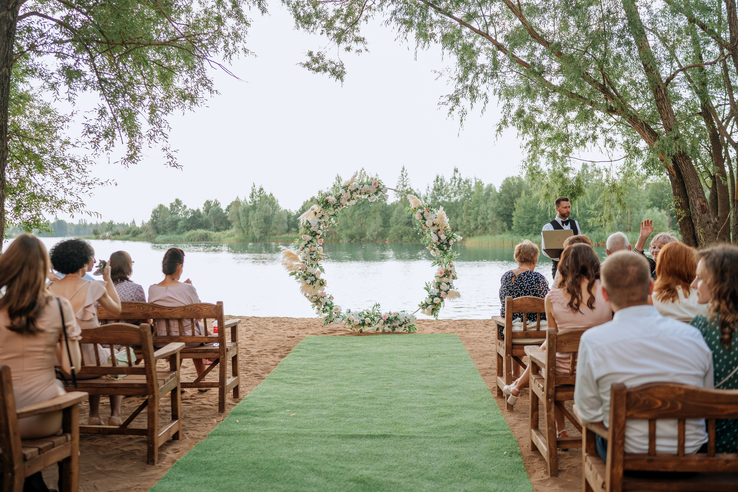Владимир и Алина. Выездная регистрация. Ресторан. Фотограф Уфа Екатерина Пашина