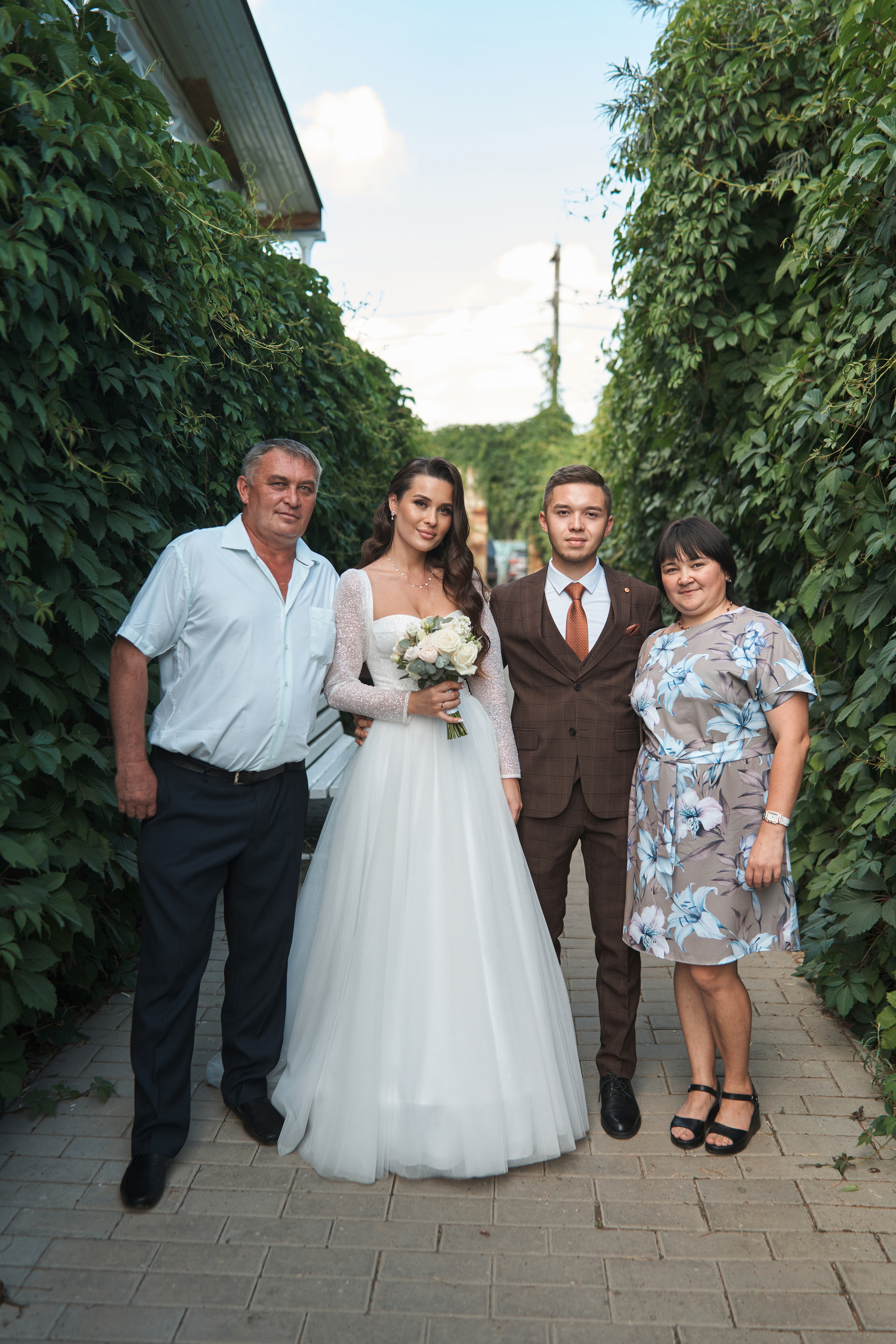 Руслан и Эльвина. Выездная регистрация. Ресторан. Фотограф Уфа Екатерина Пашина