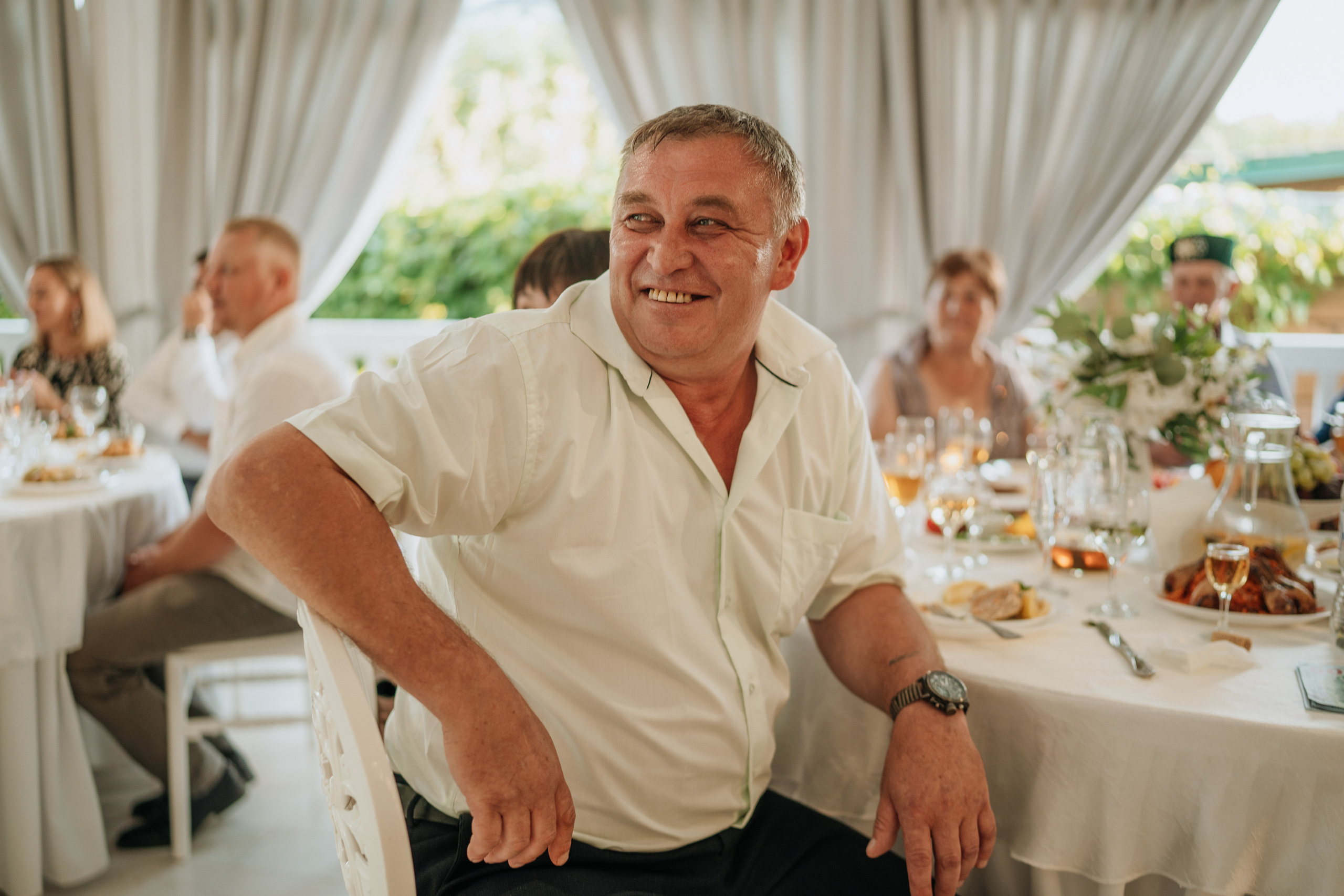 Руслан и Эльвина. Выездная регистрация. Ресторан. Фотограф Уфа Екатерина Пашина