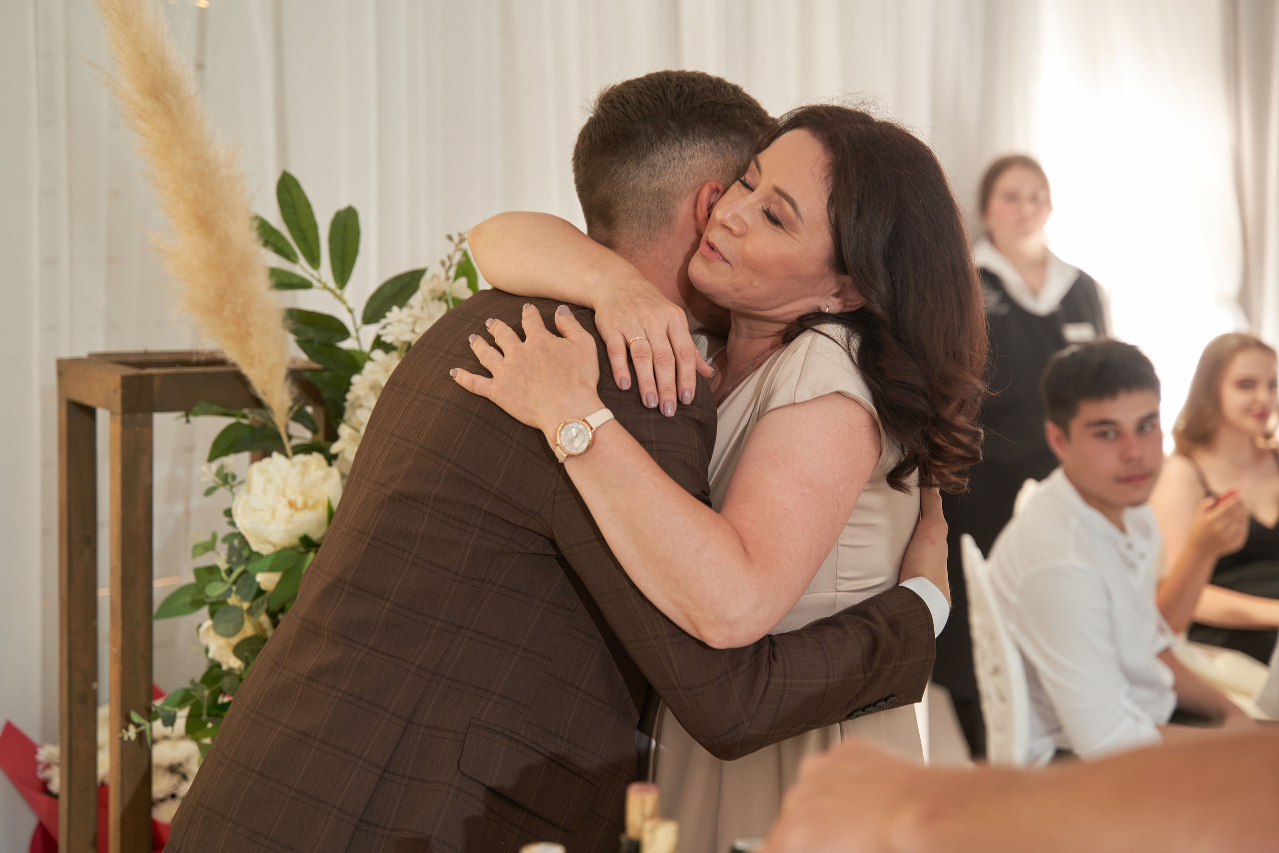 Руслан и Эльвина. Выездная регистрация. Ресторан. Фотограф Уфа Екатерина Пашина