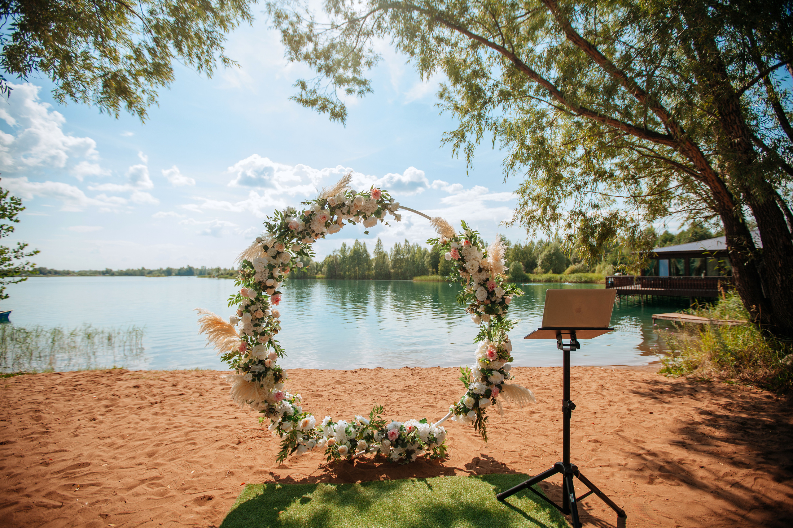 Владимир и Алина. Выездная регистрация. Ресторан. Фотограф Уфа Екатерина Пашина