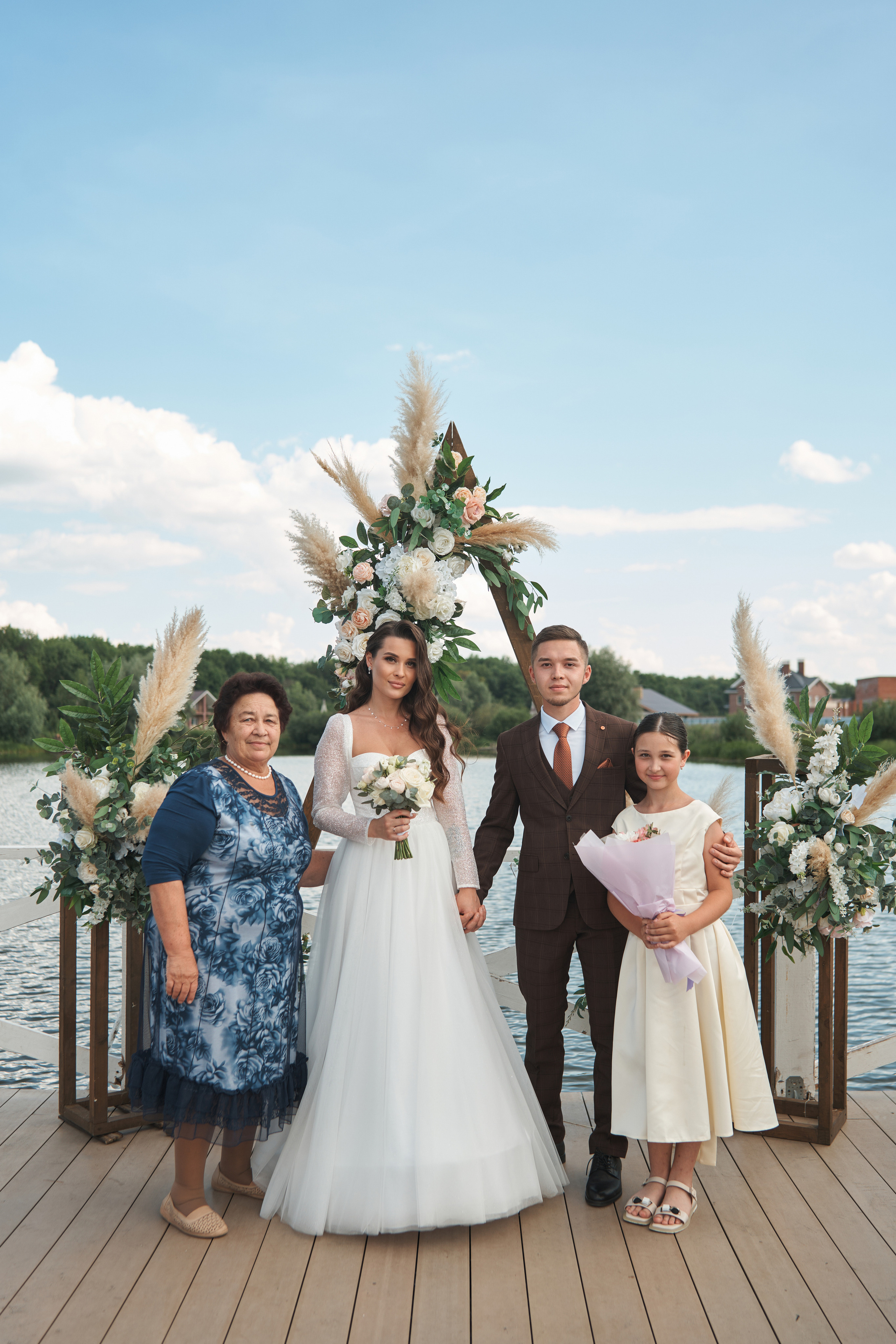 Руслан и Эльвина. Выездная регистрация. Ресторан. Фотограф Уфа Екатерина Пашина