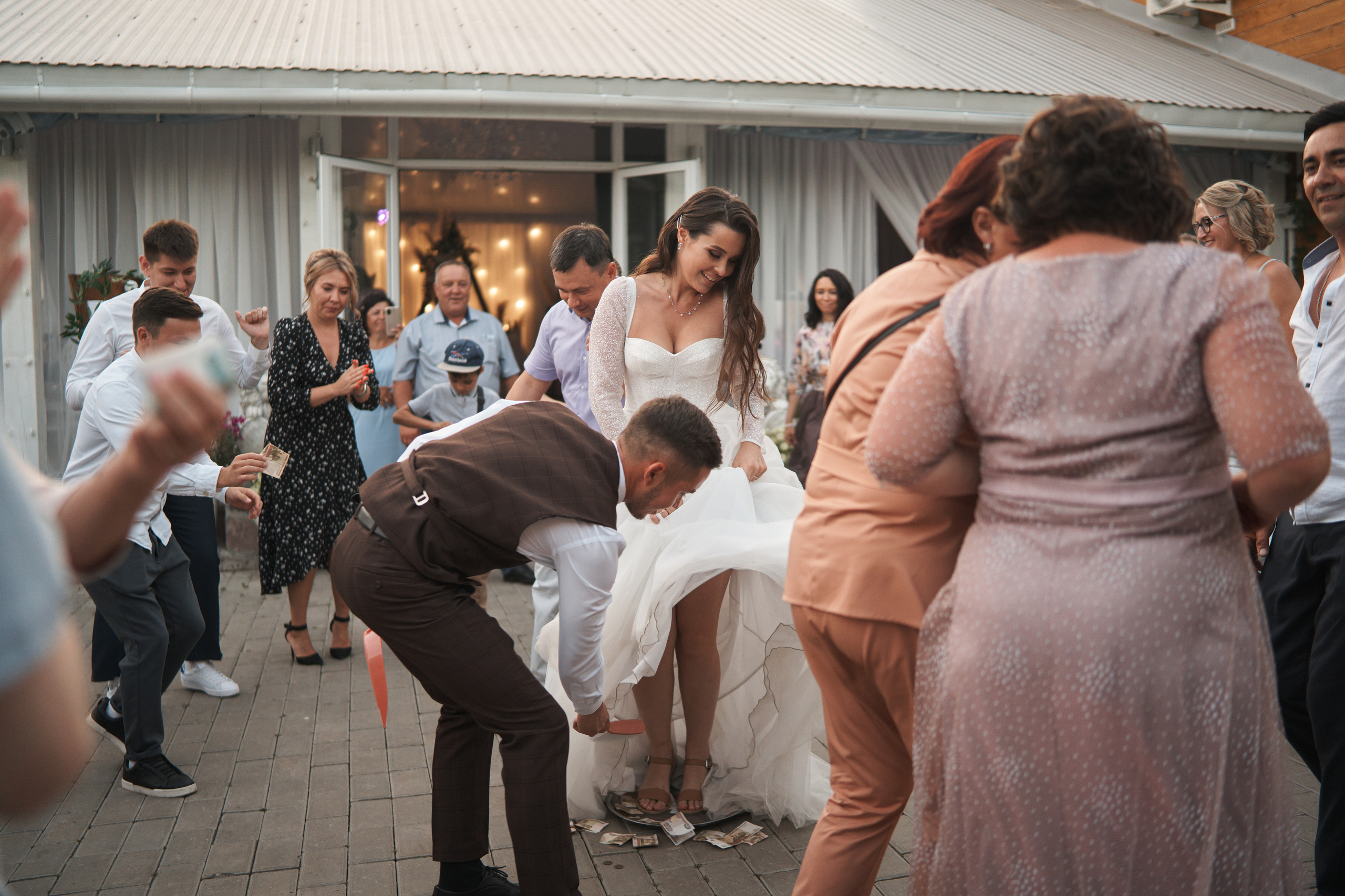 Руслан и Эльвина. Выездная регистрация. Ресторан. Фотограф Уфа Екатерина Пашина