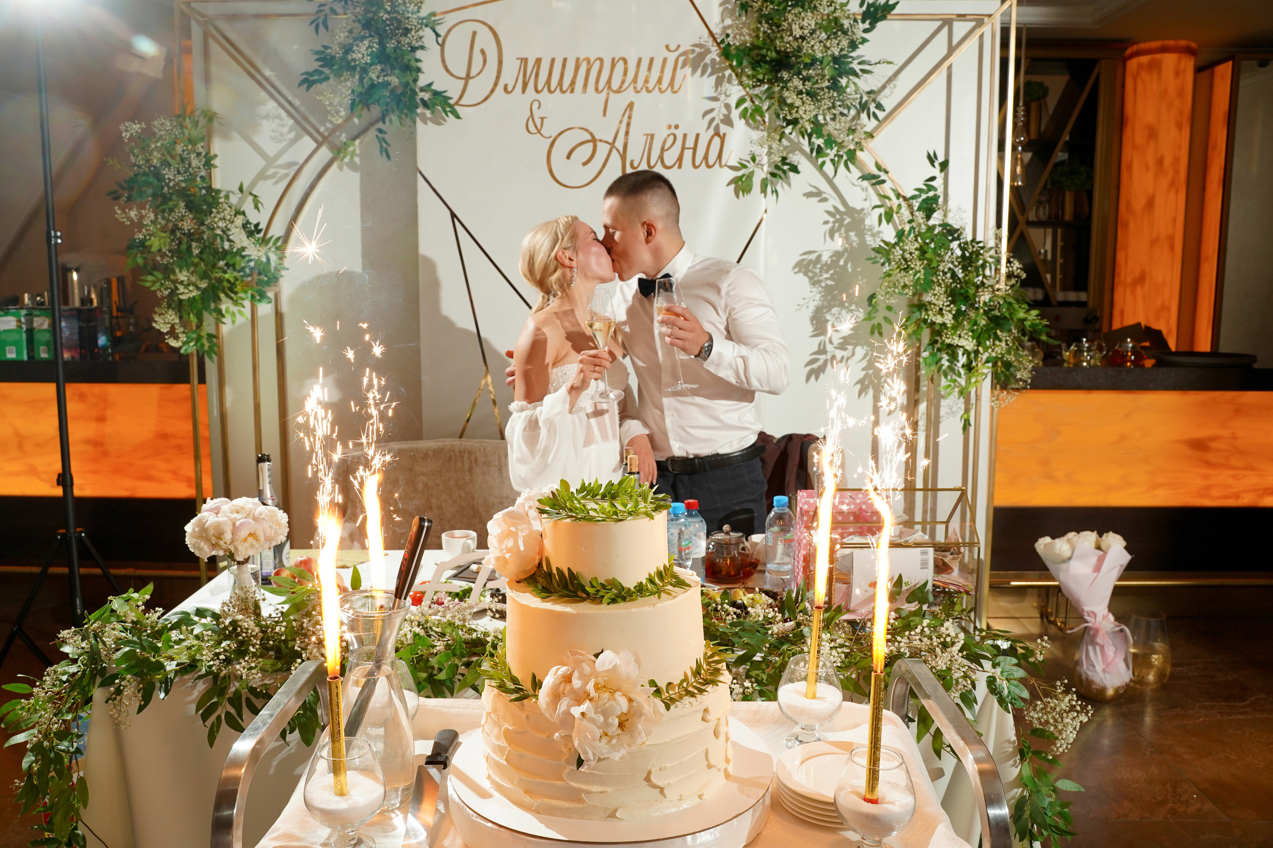 Дмитрий и Алёна. Ресторан. Фотограф Уфа Екатерина Пашина