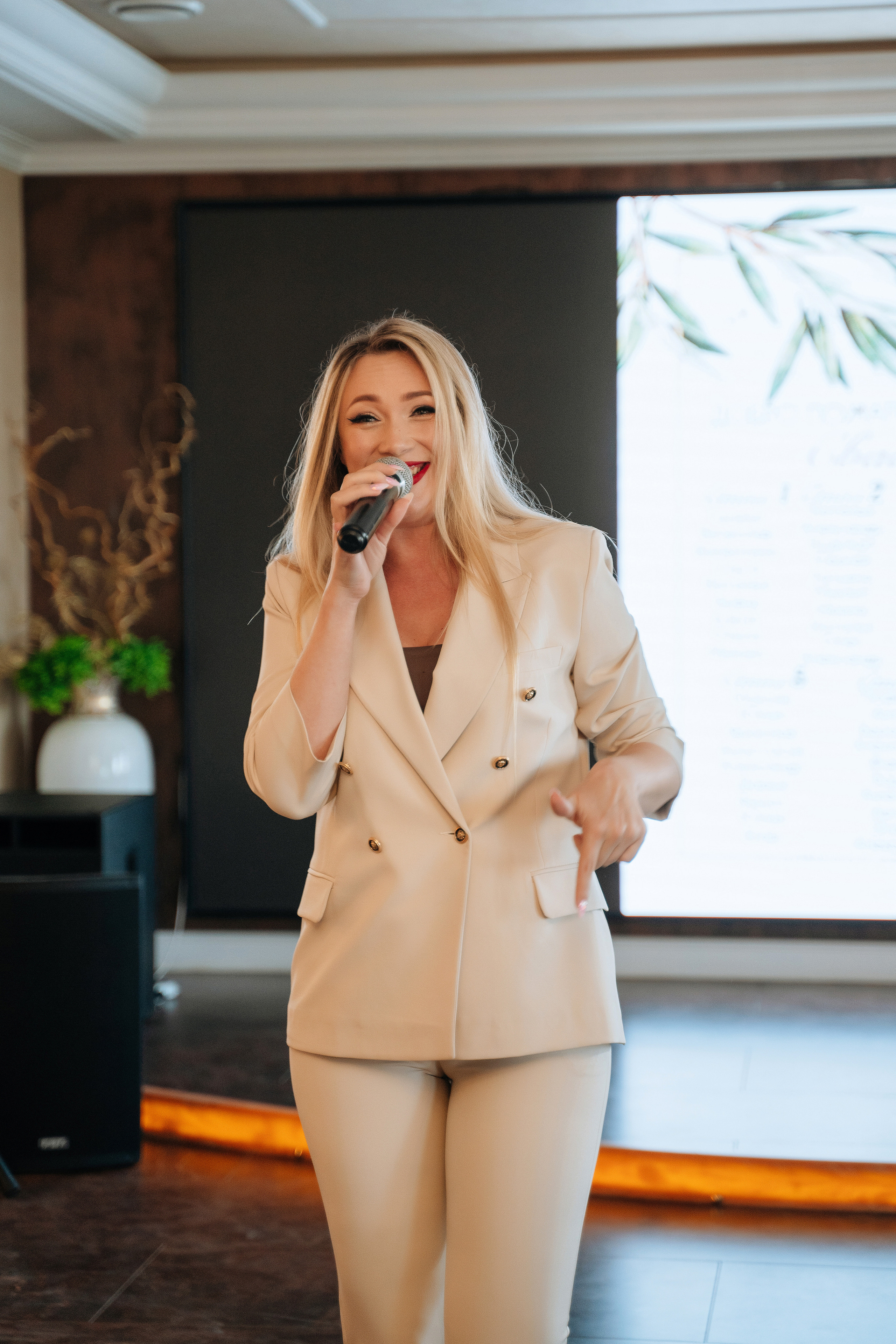 Дмитрий и Алёна. Ресторан. Фотограф Уфа Екатерина Пашина