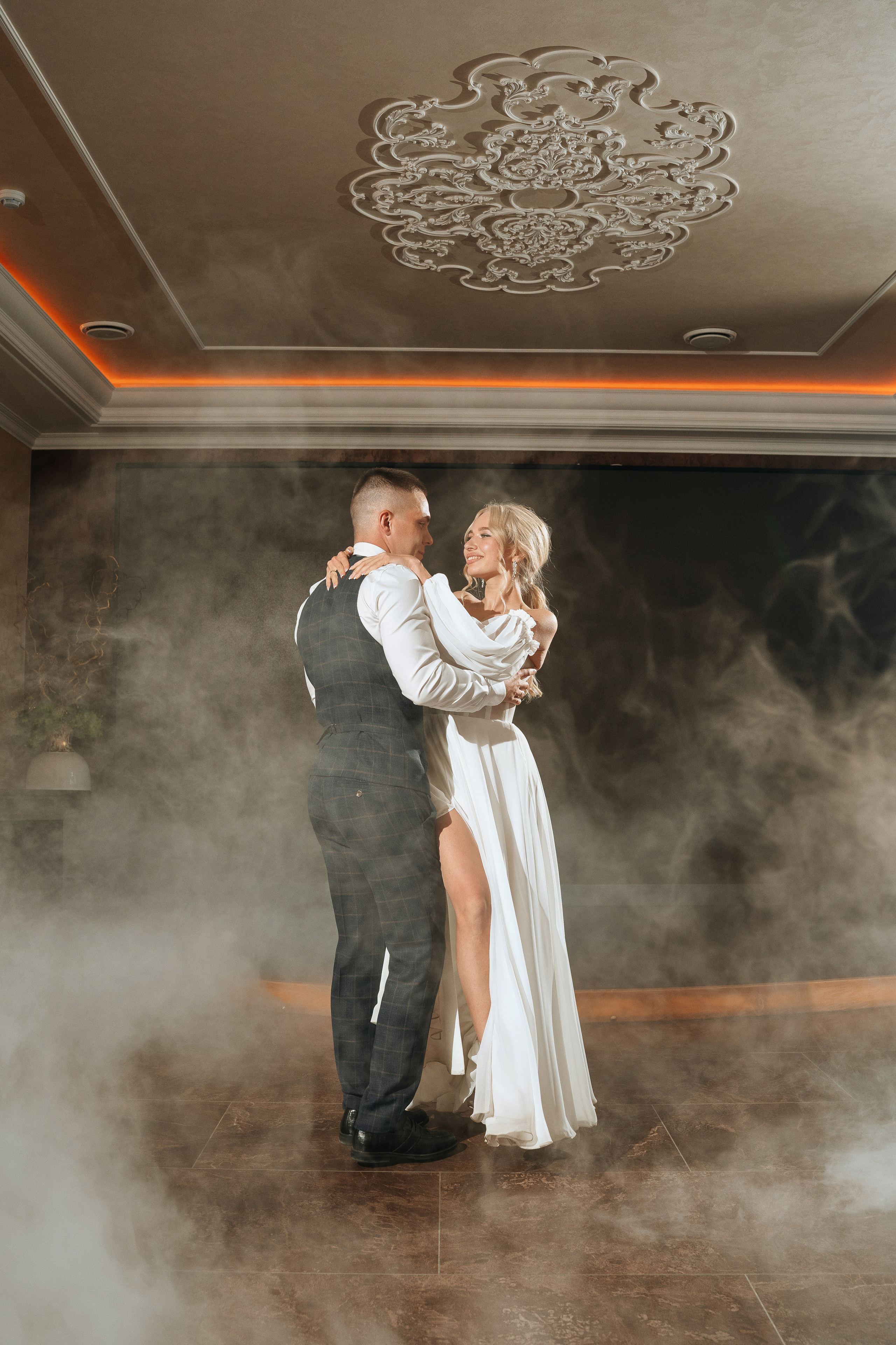 Дмитрий и Алёна. Ресторан. Фотограф Уфа Екатерина Пашина