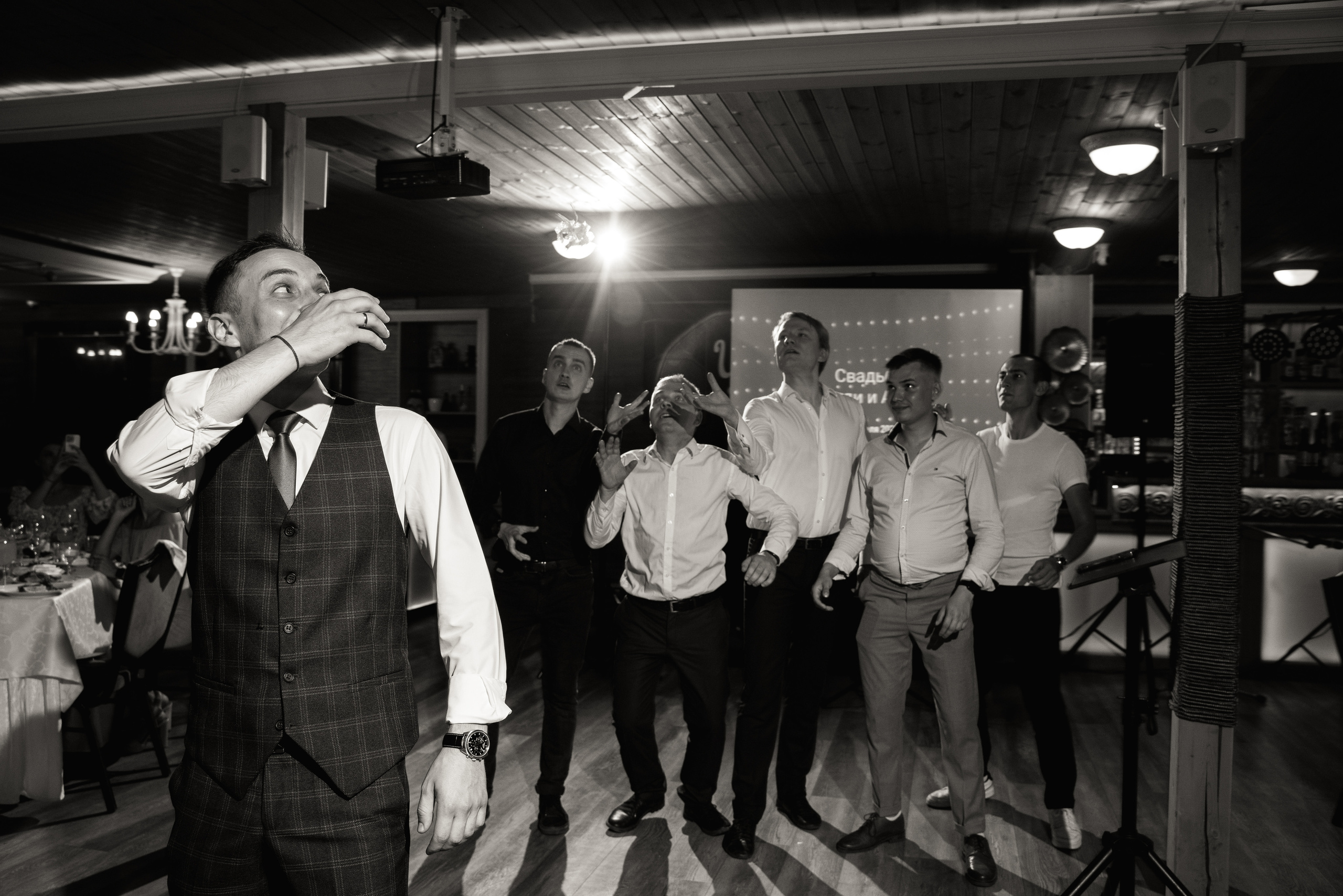 Владимир и Алина. Выездная регистрация. Ресторан. Фотограф Уфа Екатерина Пашина