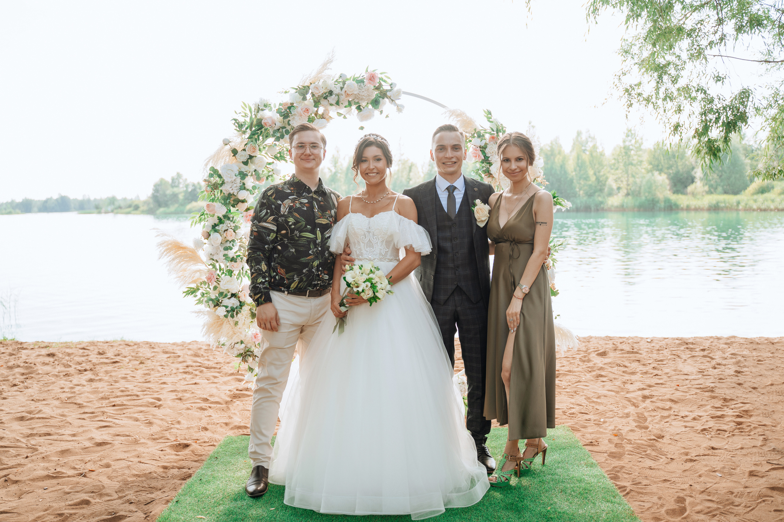 Владимир и Алина. Выездная регистрация. Ресторан. Фотограф Уфа Екатерина Пашина