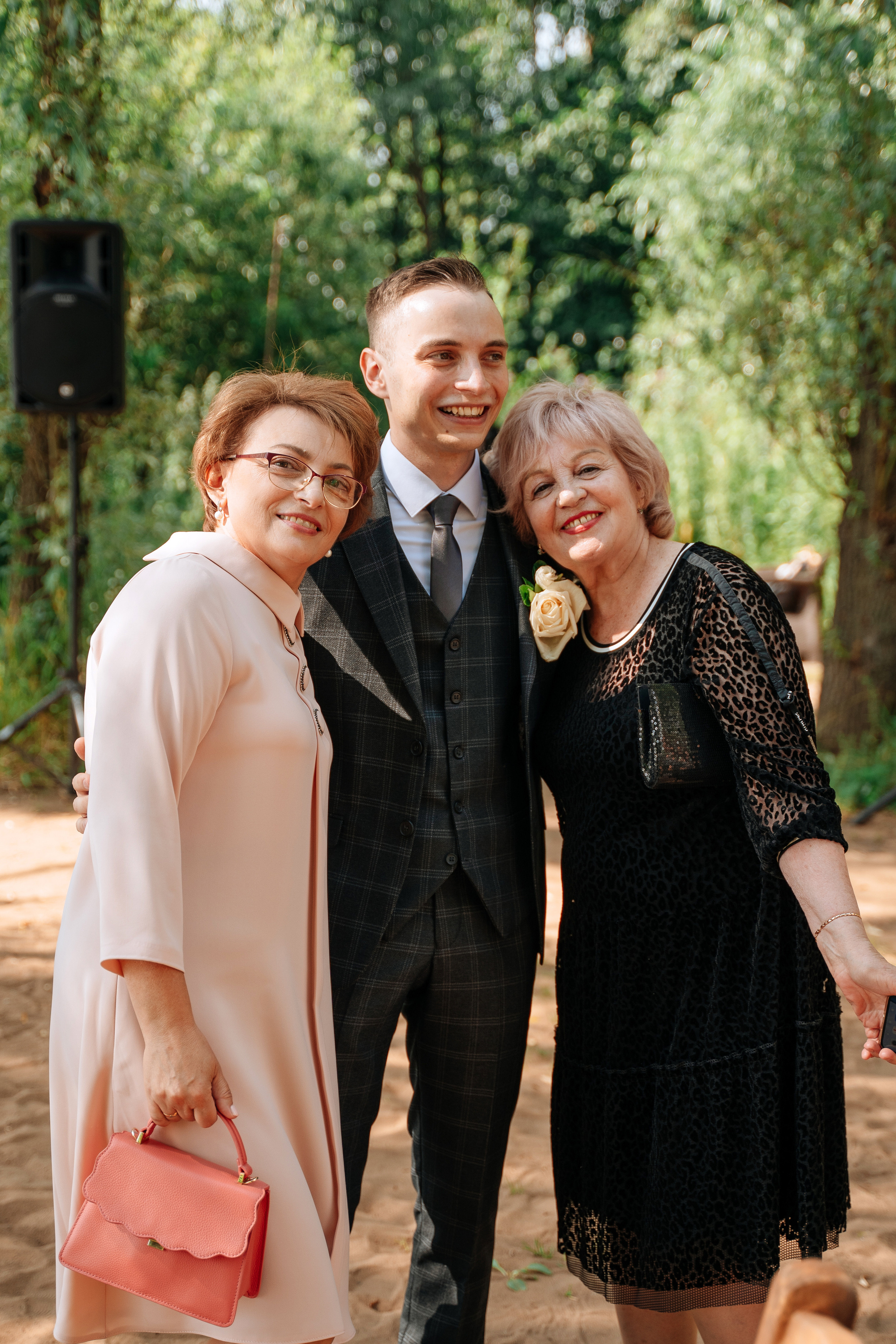 Владимир и Алина. Выездная регистрация. Ресторан. Фотограф Уфа Екатерина Пашина