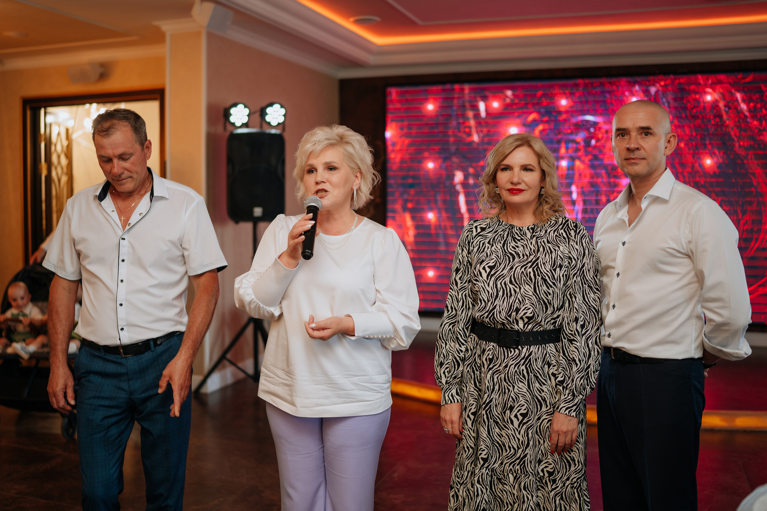 Дмитрий и Алёна. Ресторан. Фотограф Уфа Екатерина Пашина