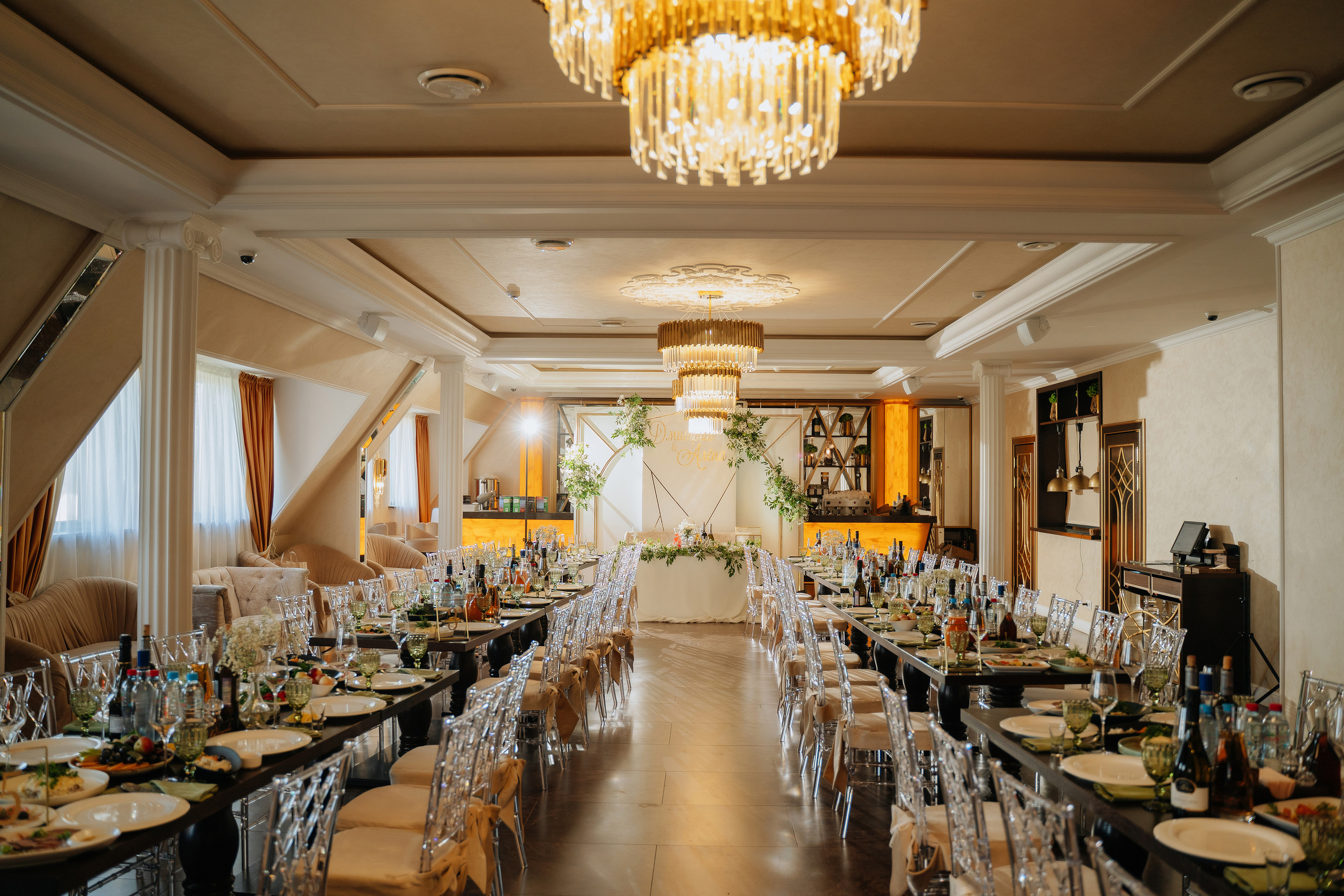 Дмитрий и Алёна. Ресторан. Фотограф Уфа Екатерина Пашина