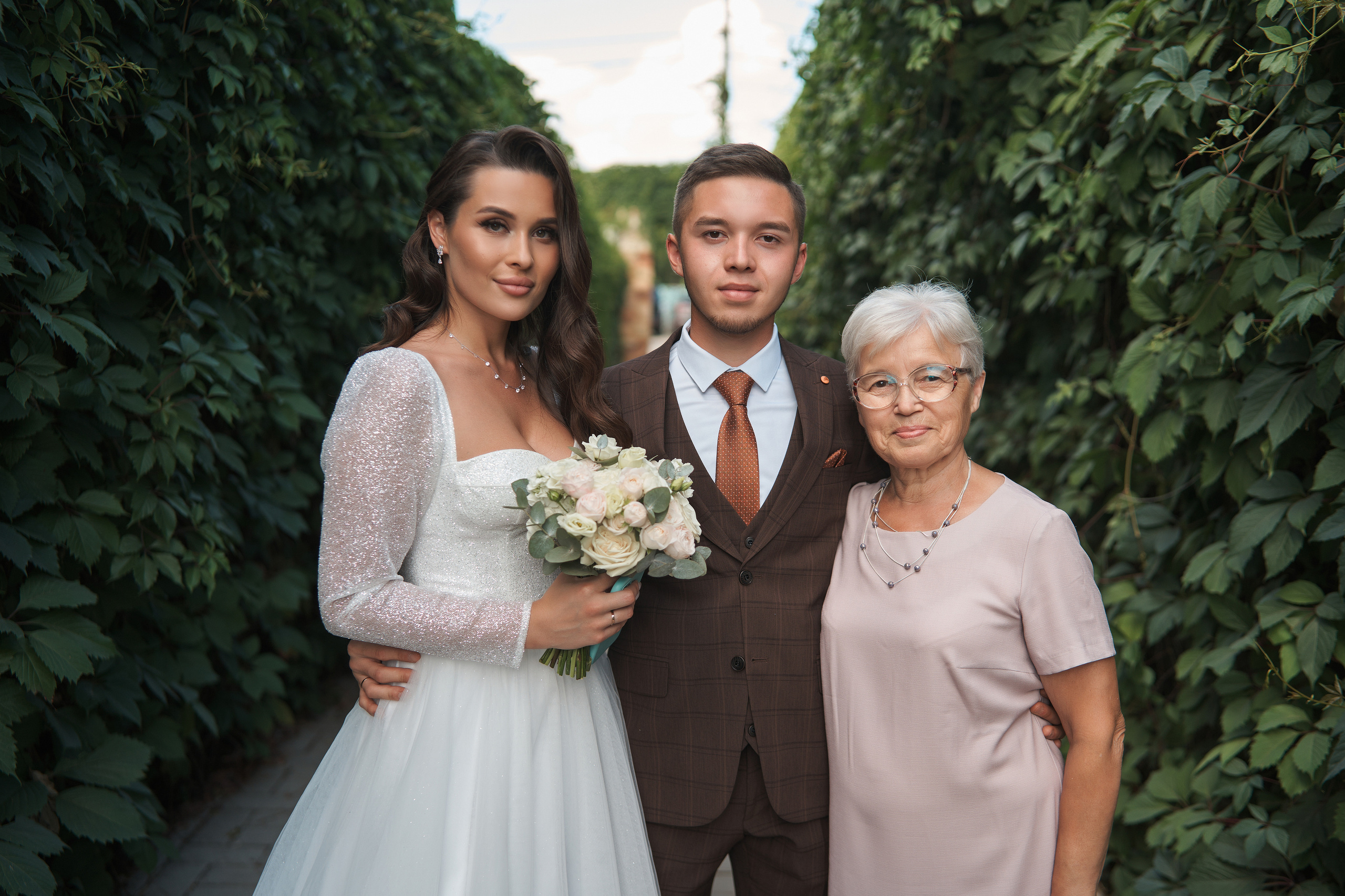 Руслан и Эльвина. Выездная регистрация. Ресторан. Фотограф Уфа Екатерина Пашина