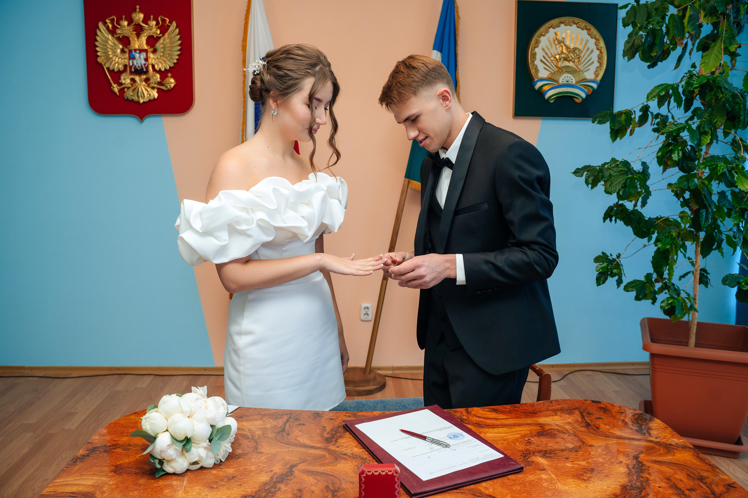 Александр и Полина. ЗАГС, фотосессия. Фотограф Уфа Екатерина Пашина