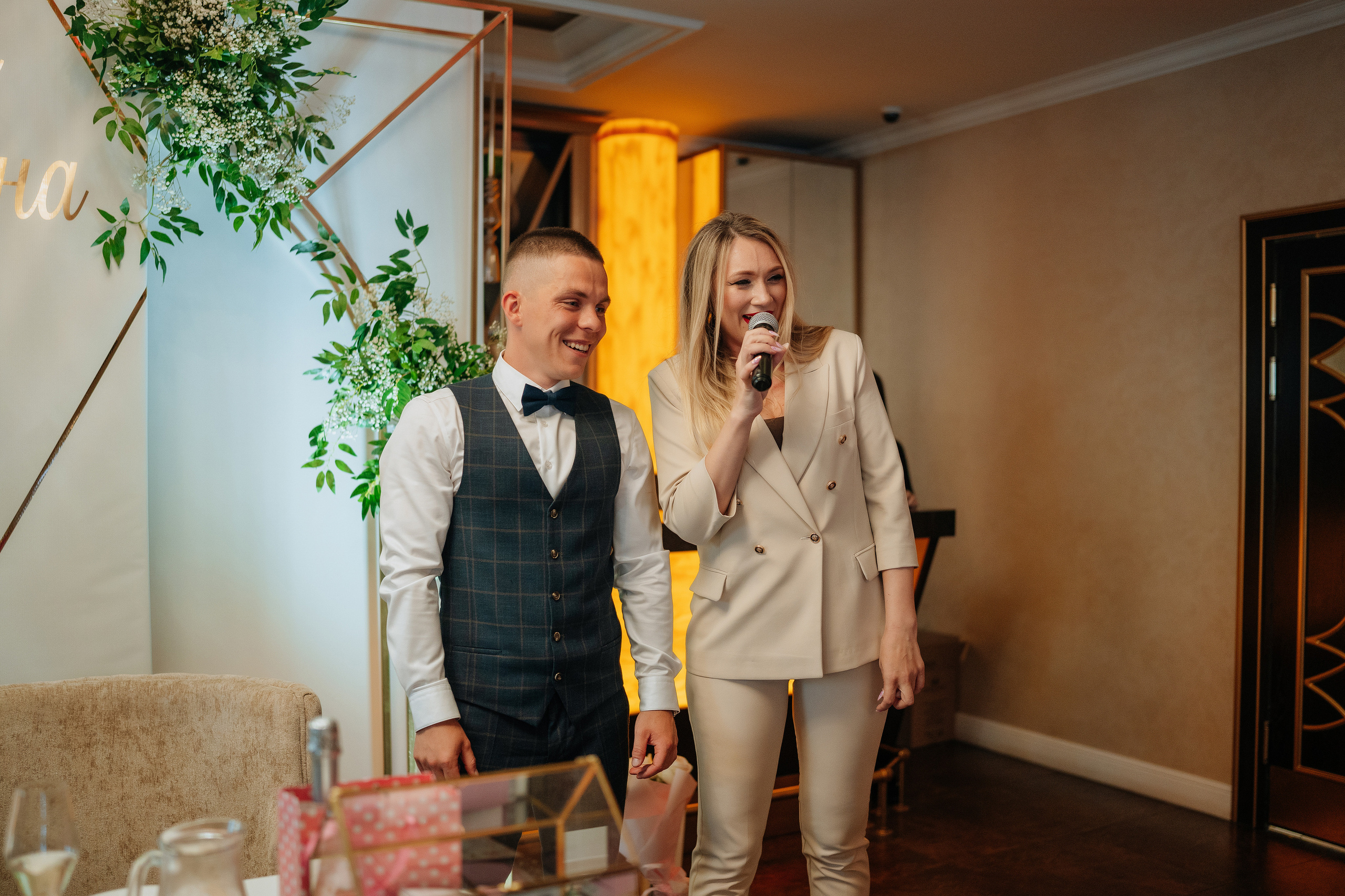 Дмитрий и Алёна. Ресторан. Фотограф Уфа Екатерина Пашина