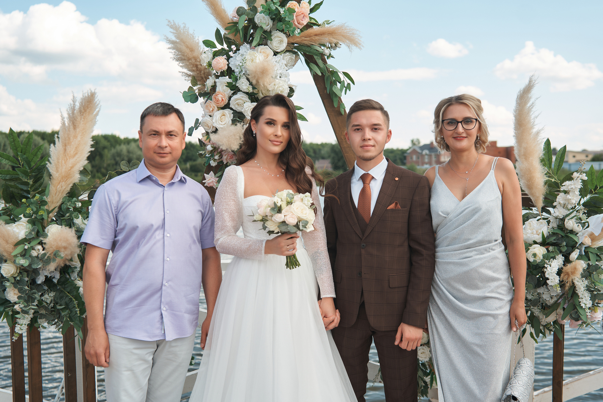 Руслан и Эльвина. Выездная регистрация. Ресторан. Фотограф Уфа Екатерина Пашина