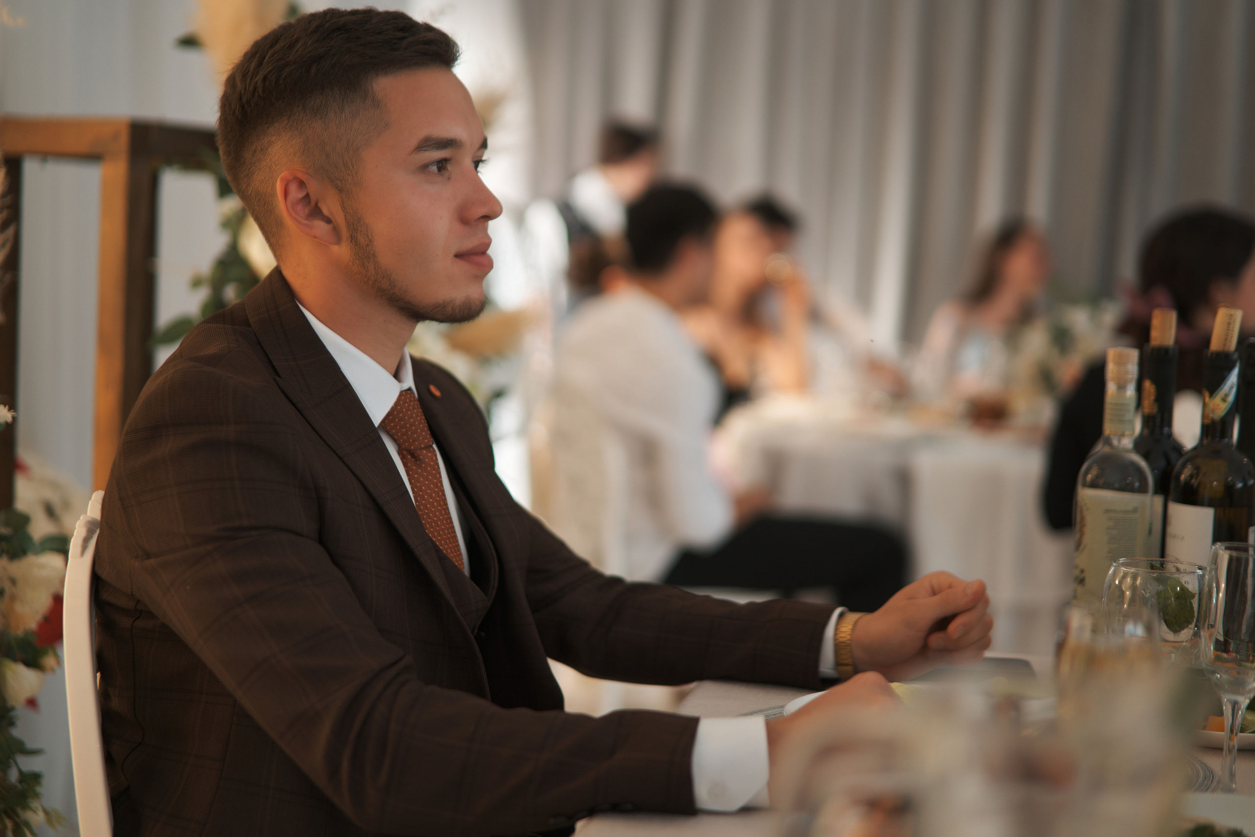 Руслан и Эльвина. Выездная регистрация. Ресторан. Фотограф Уфа Екатерина Пашина