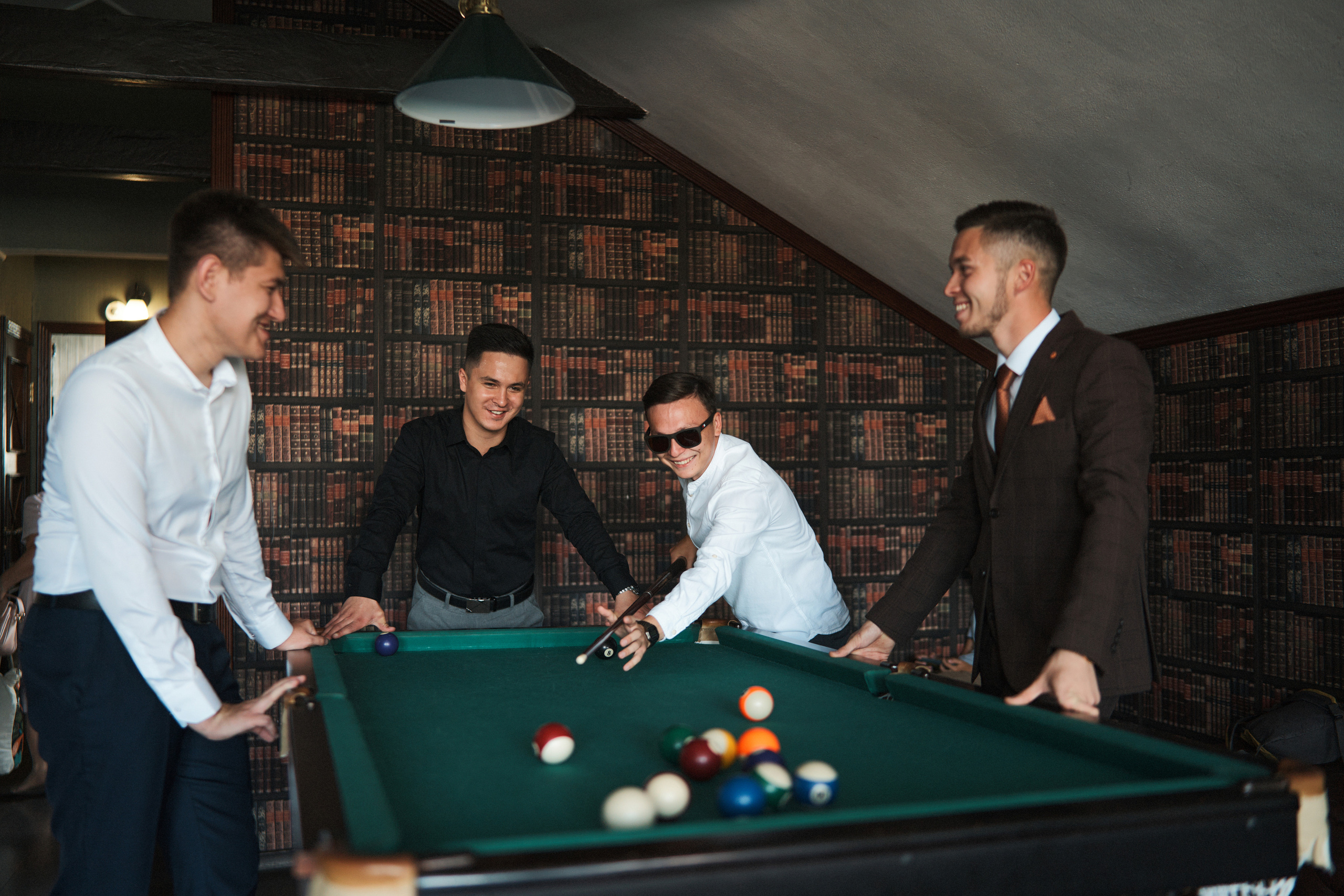 Руслан и Эльвина. Выездная регистрация. Ресторан. Фотограф Уфа Екатерина Пашина