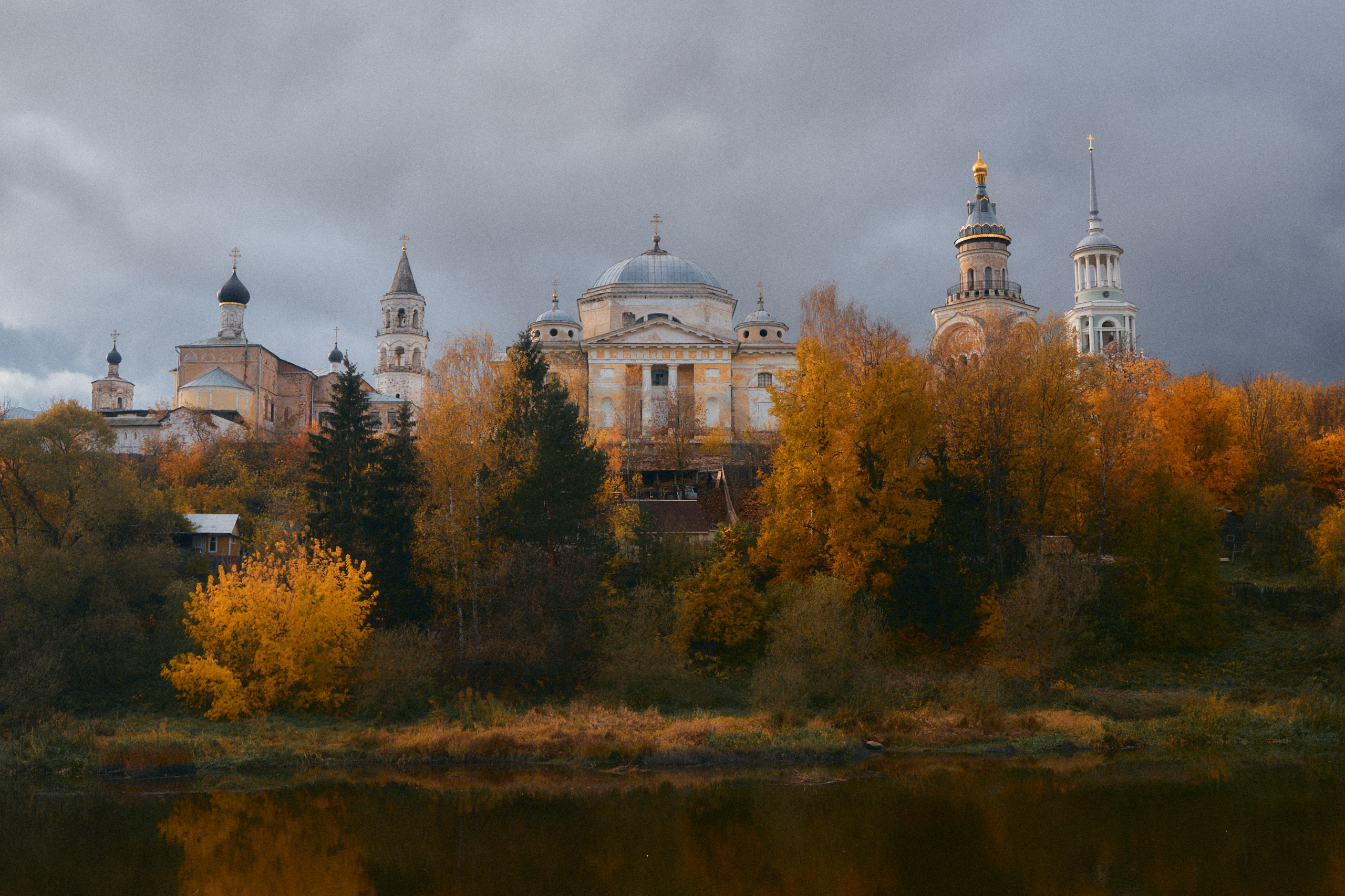 Краски осени в Торжке 2025