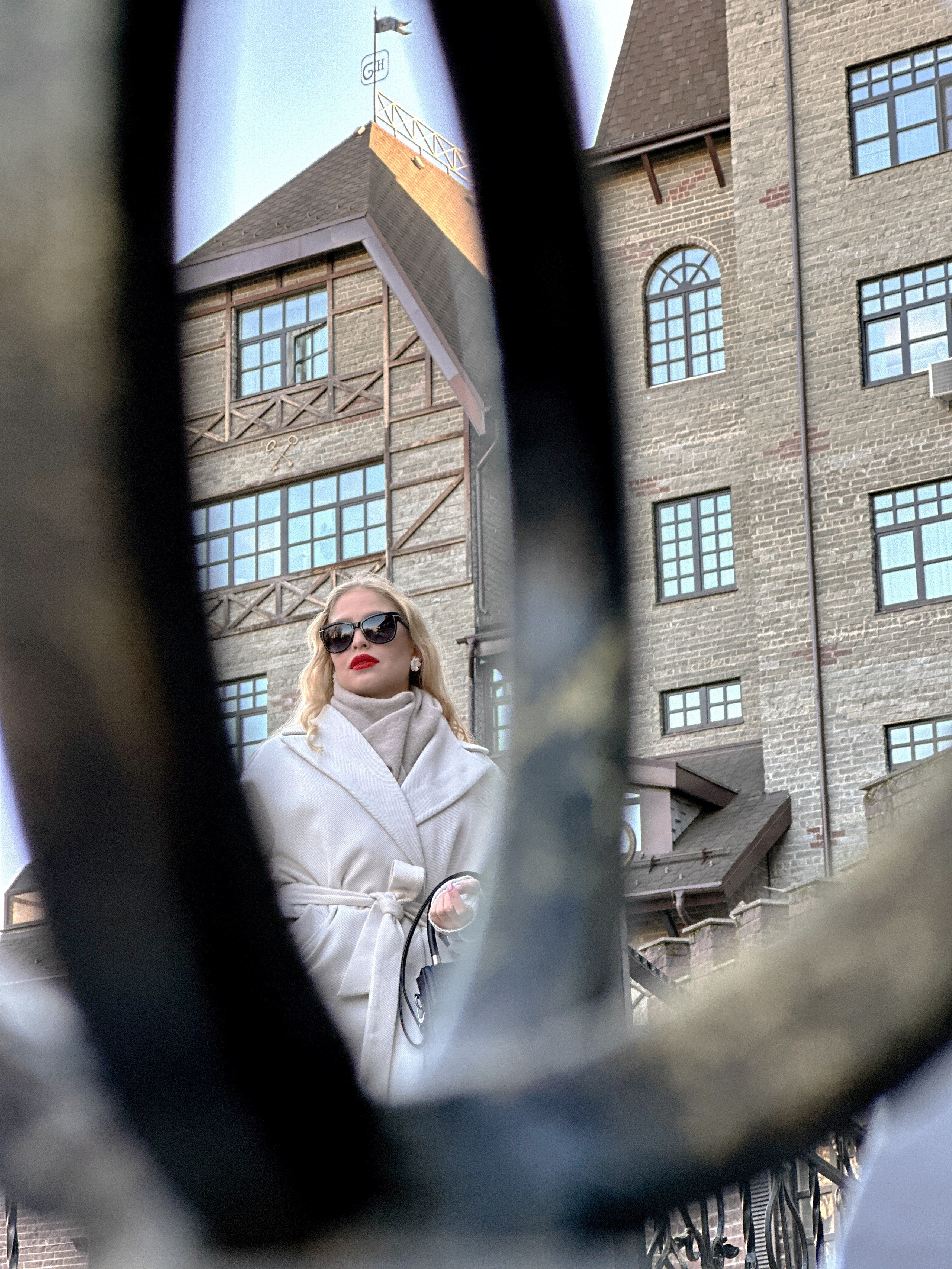 Прогулочная фотосессия Лиды в Березовой роще. Твой фотограф и видеограф в Тюмени — Сергей Бизин