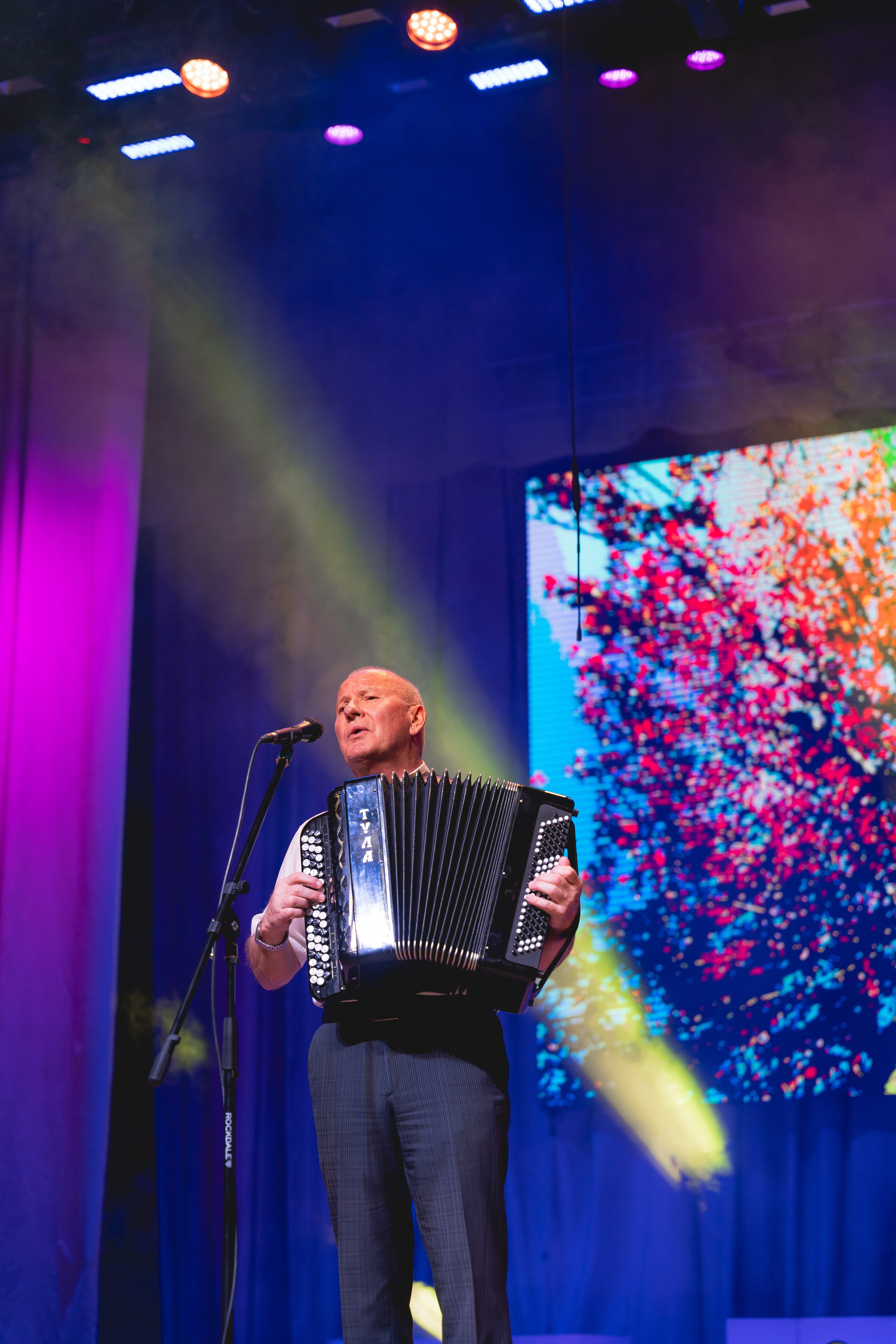 Городской фестиваль творчества ветеранов «Мудрость поколений говорит» 2024. Портретный и репортажный фотограф в Воронеже: Анастасия Пузикова