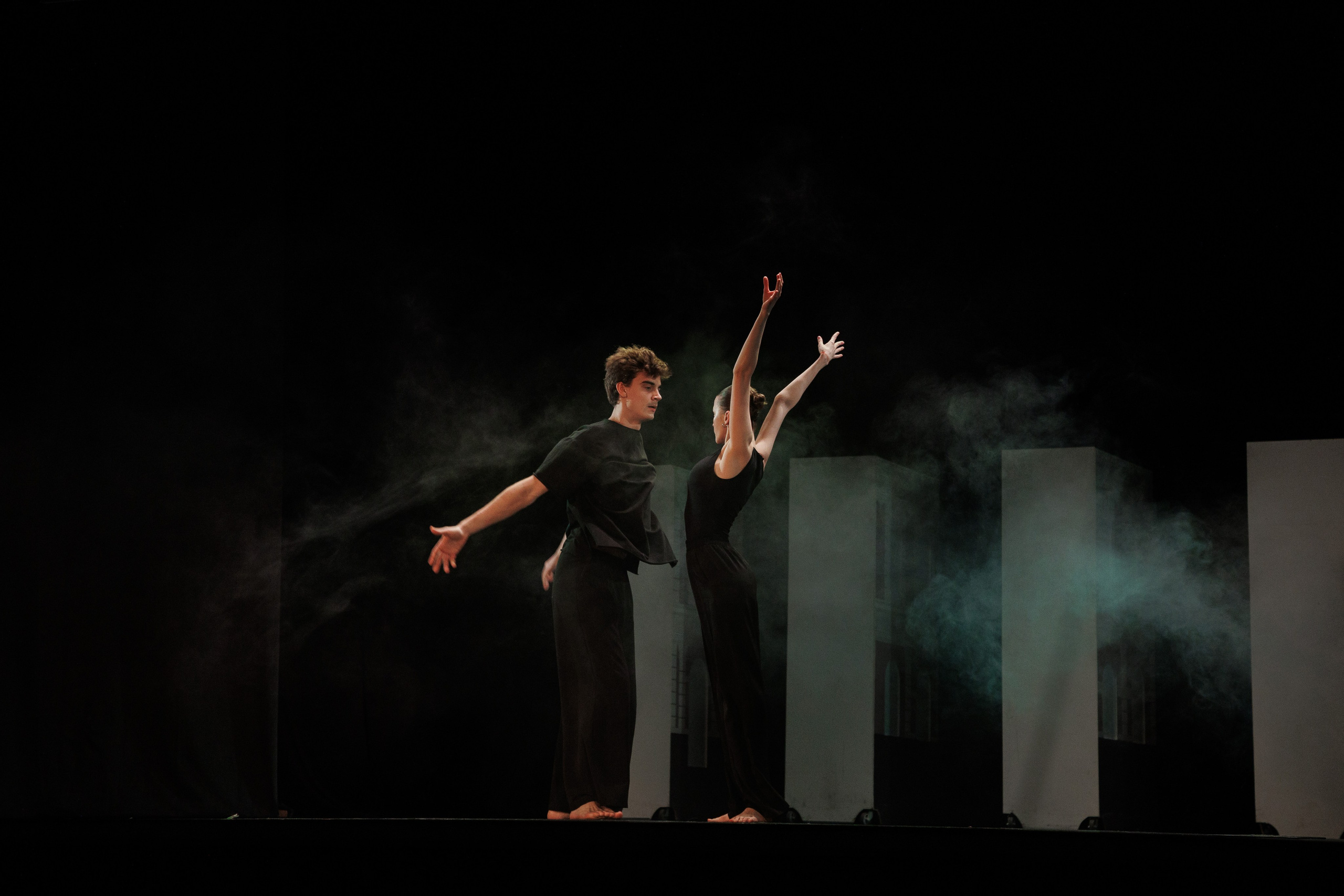 МХАТ. Новый квадрат. Фотограф городских и семейных событий Артем Карпухин