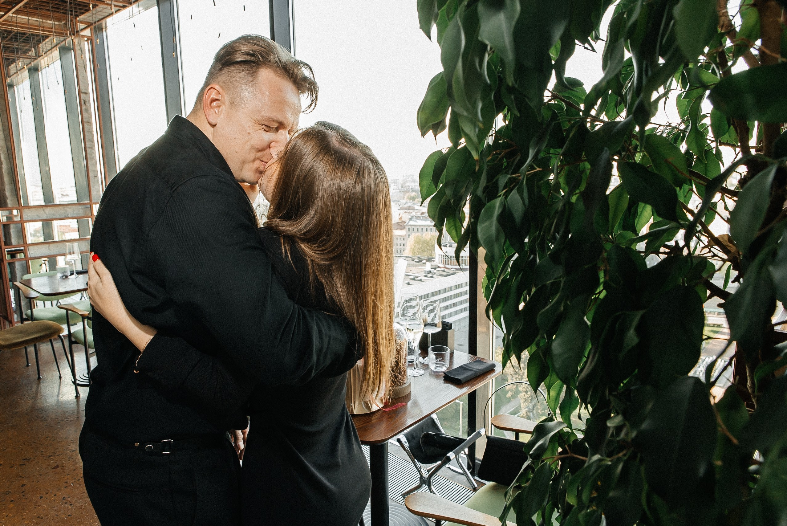 Предложение руки и сердца. Ресторан F11❤. Репортажный и свадебный фотограф в Санкт-Петербурге Романов Вадим