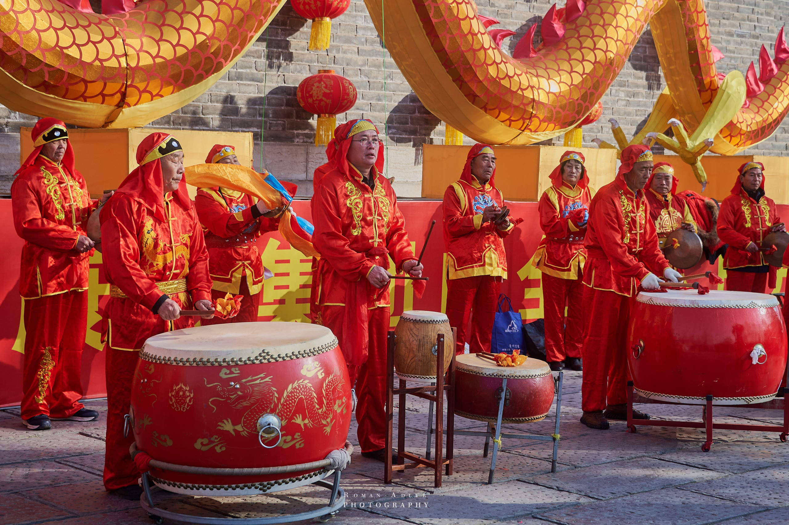 Новогодний парад в Цинчжоу. Китай. Фотограф Роман Адлер