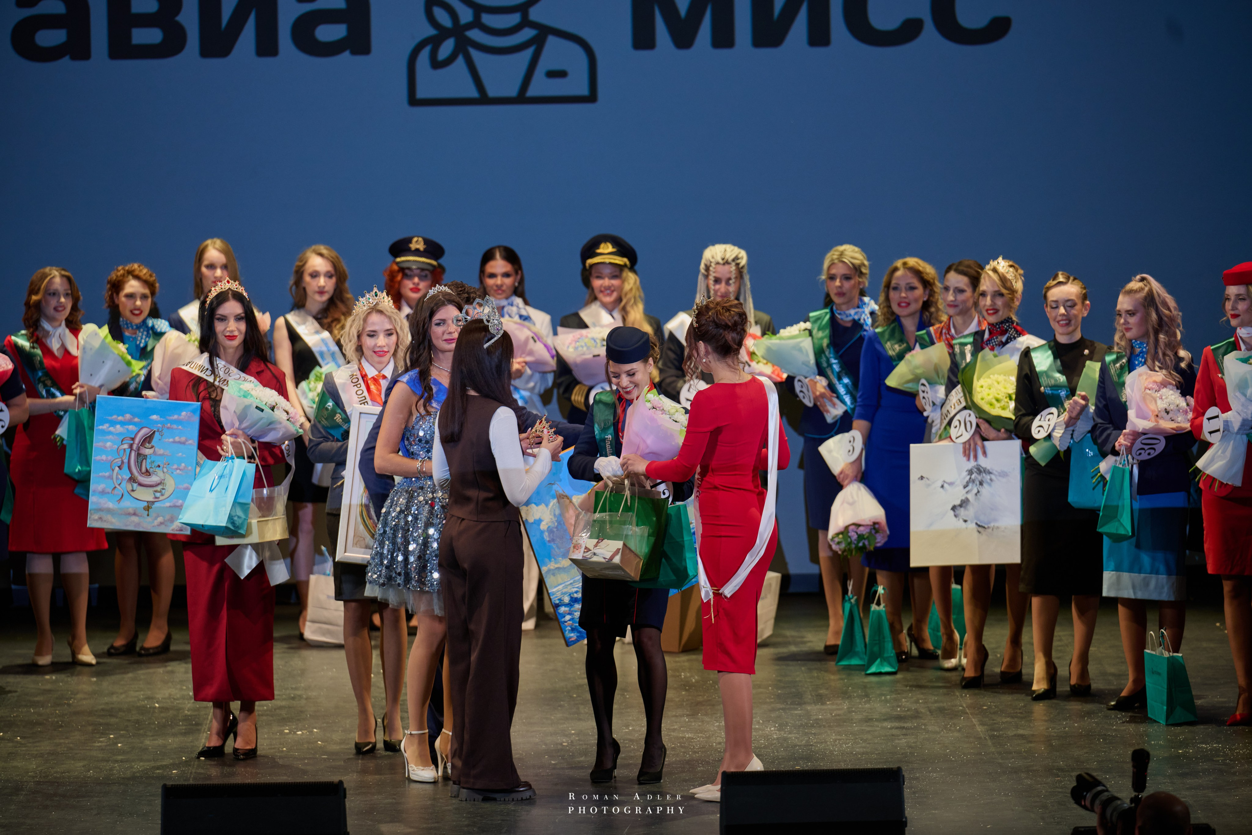Финал международного конкурса «Топ стюардесс 11 + Авиа Мисс 2025». Фотограф Роман Адлер