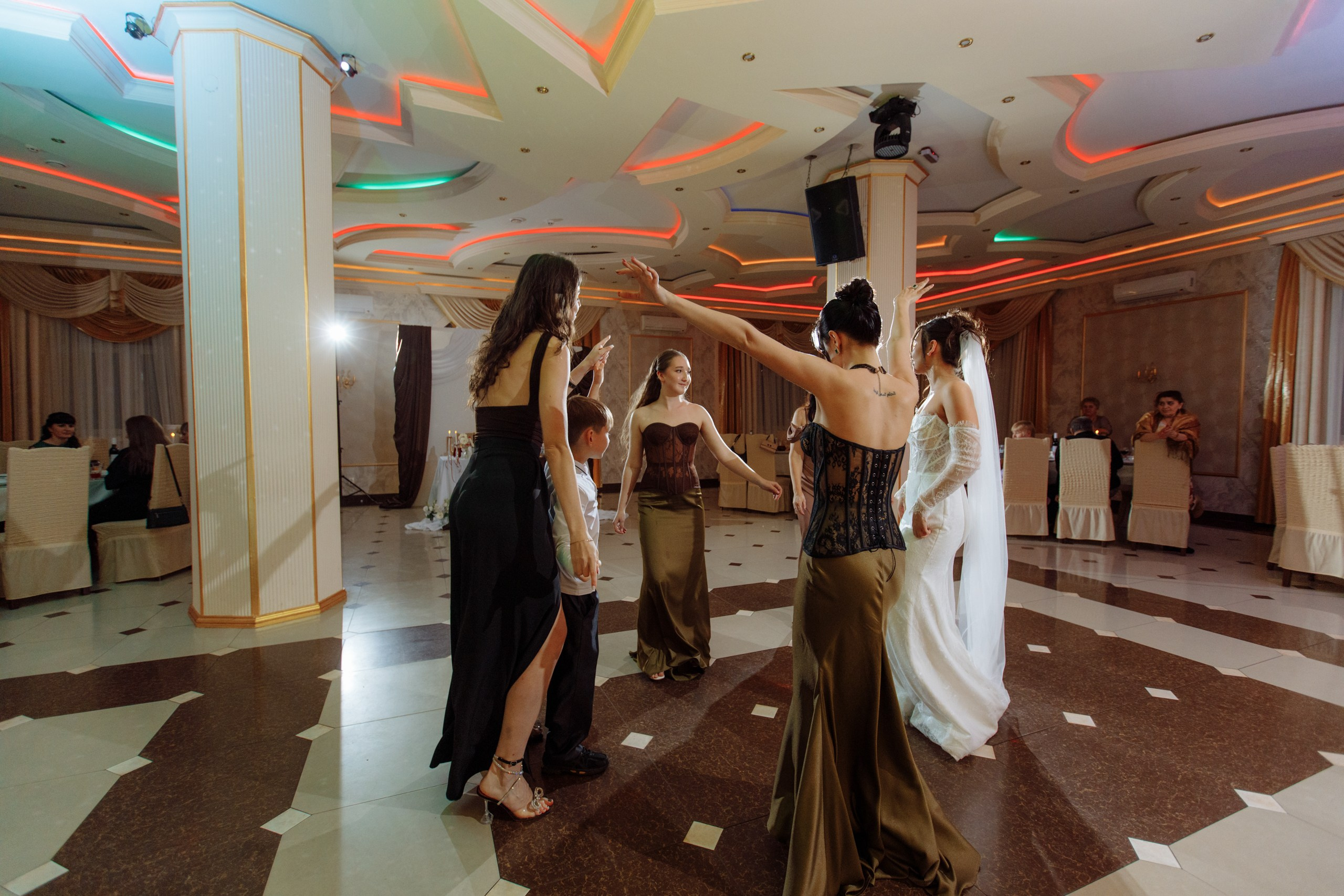 Water. Свадебный фотограф в Ярославле Анастасия Архипова