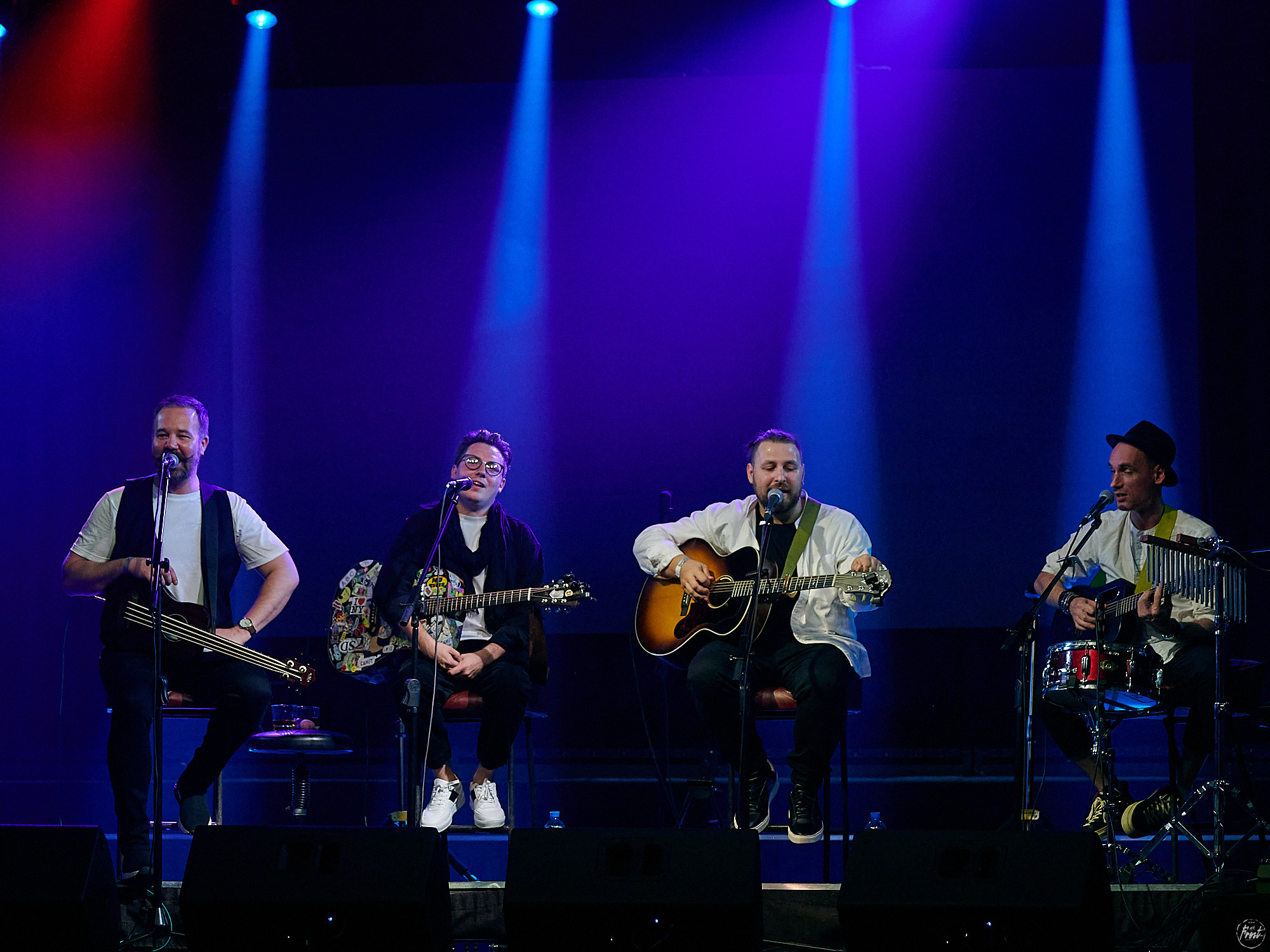 Необарды: Ромарио, Павел Пиковский, Василий Уриевский, Павел Фахртдинов. Фотографии отовсюду и обо всем