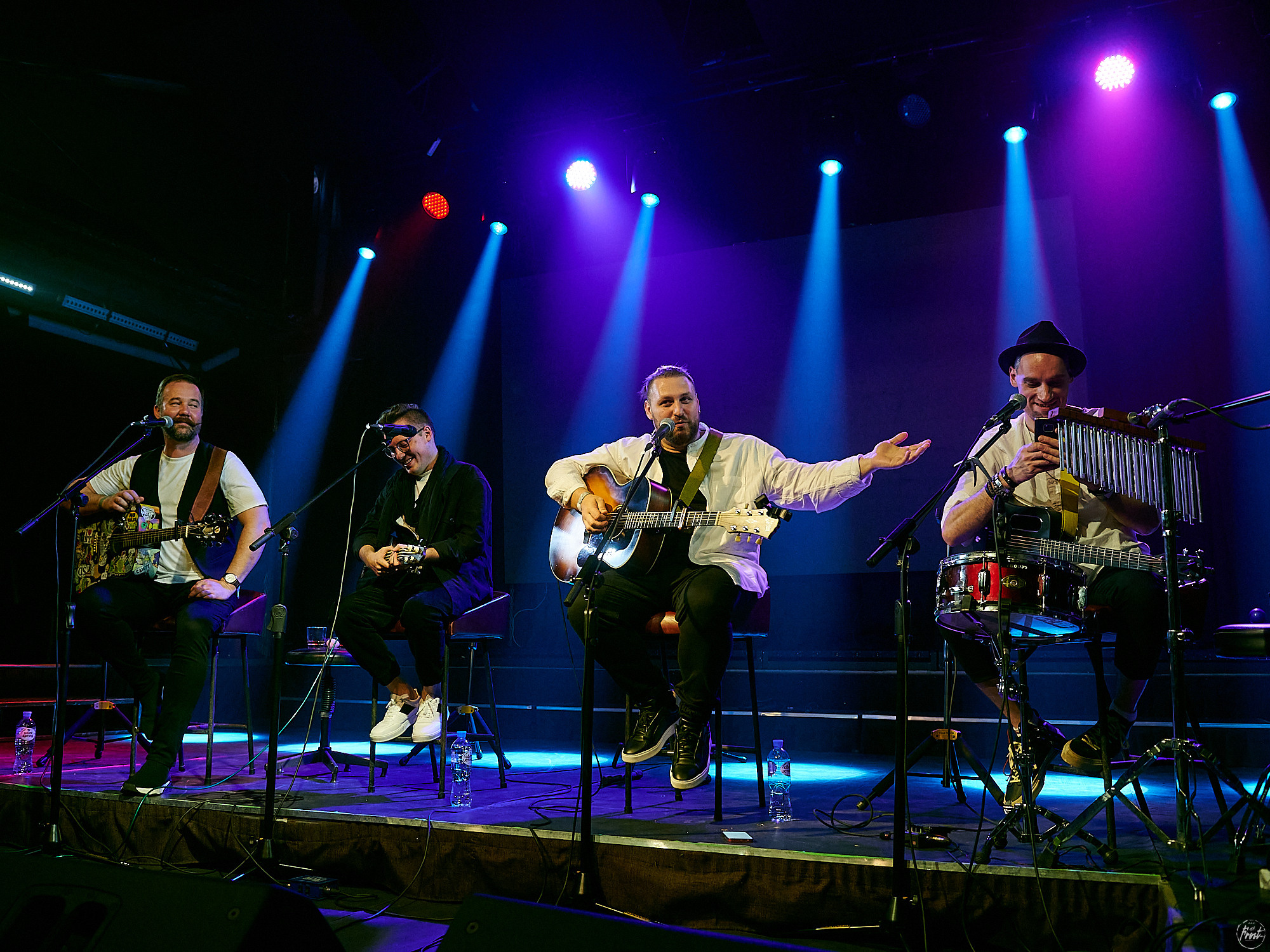 Необарды: Ромарио, Павел Пиковский, Василий Уриевский, Павел Фахртдинов. Фотографии отовсюду и обо всем