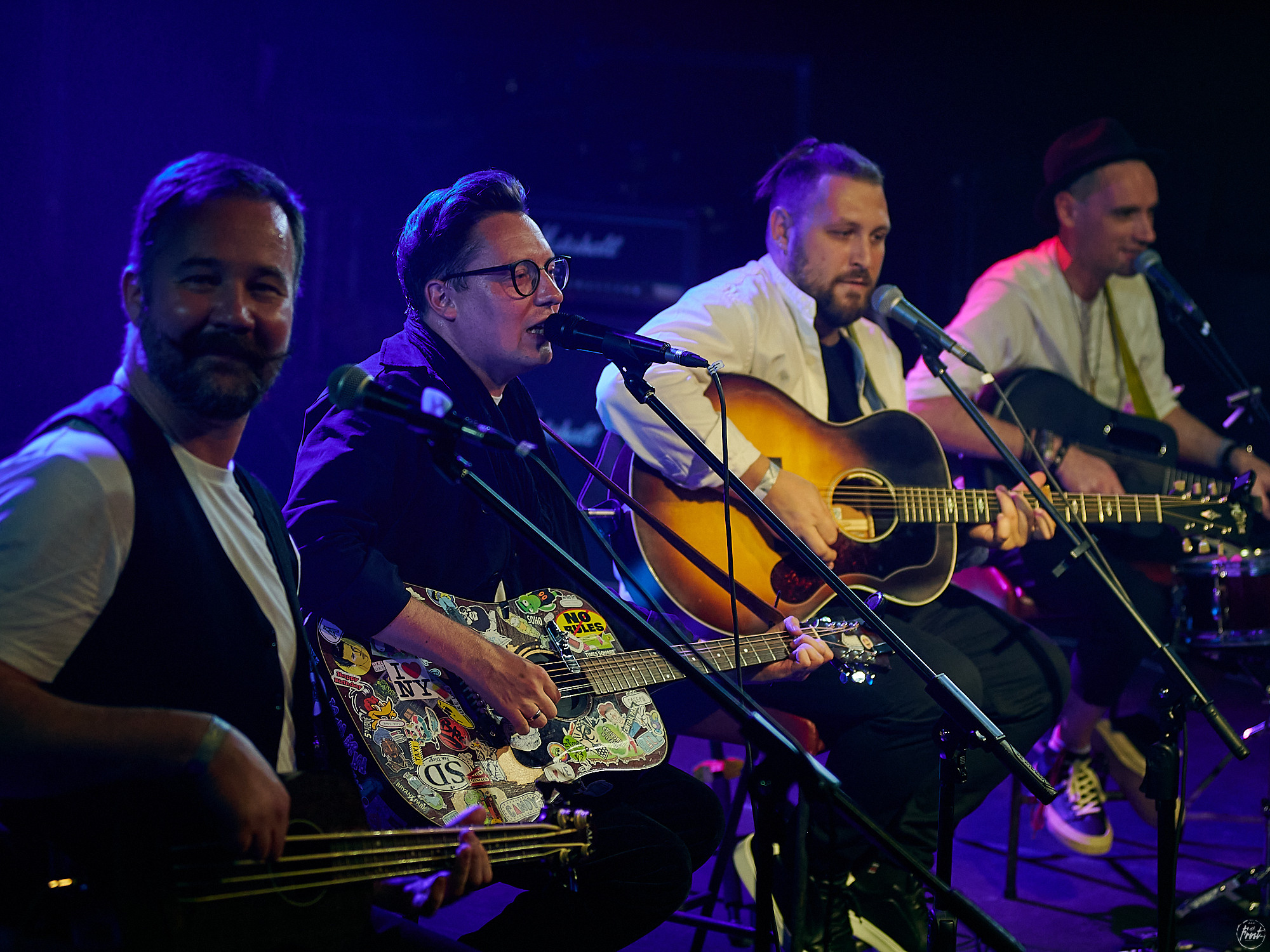 Необарды: Ромарио, Павел Пиковский, Василий Уриевский, Павел Фахртдинов. Фотографии отовсюду и обо всем