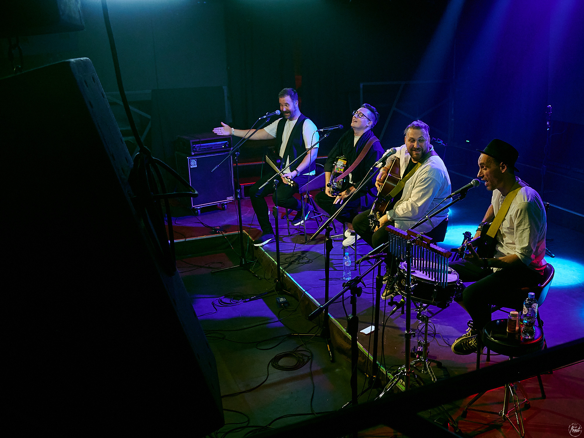 Необарды: Ромарио, Павел Пиковский, Василий Уриевский, Павел Фахртдинов. Фотографии отовсюду и обо всем