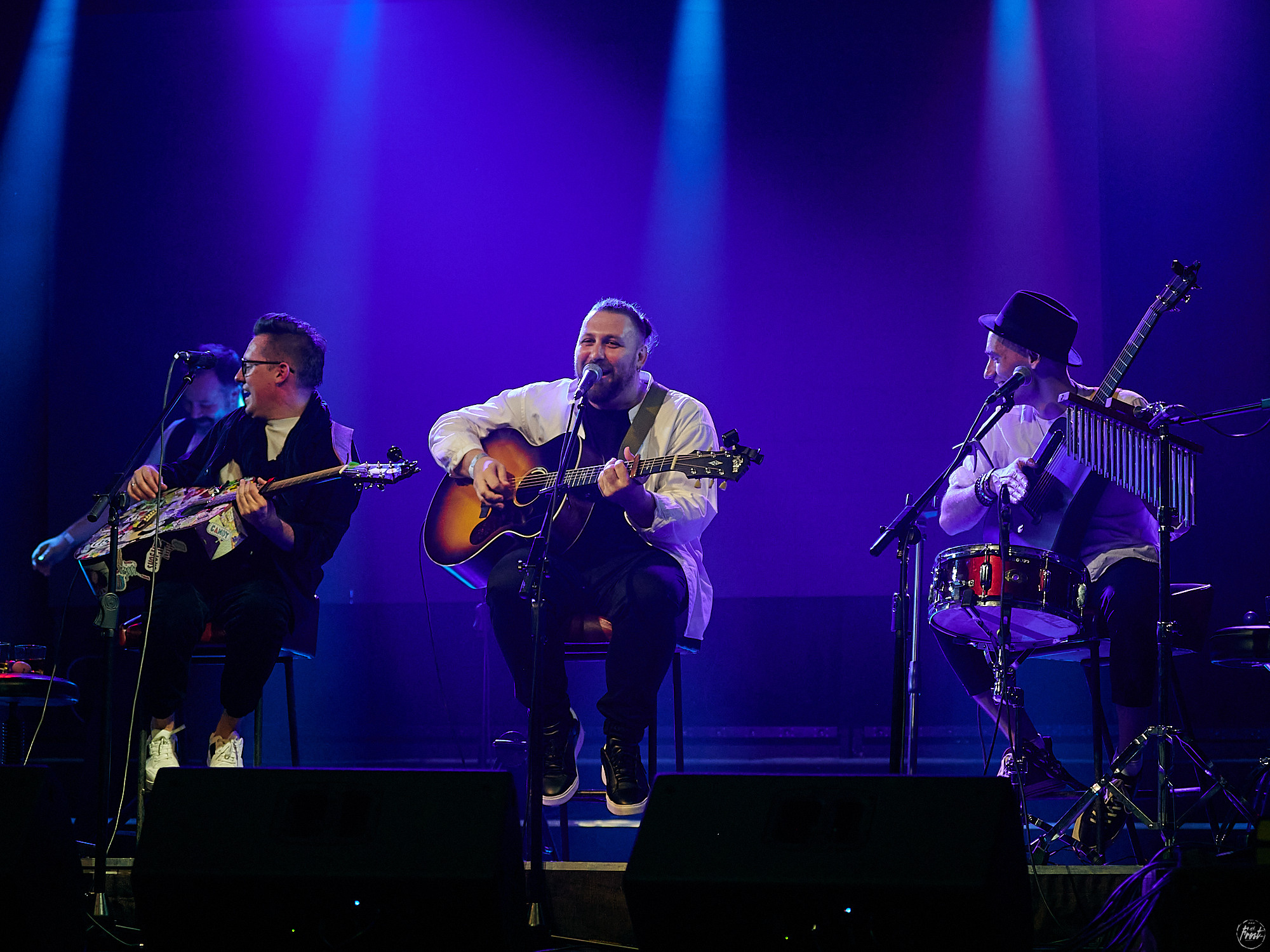 Необарды: Ромарио, Павел Пиковский, Василий Уриевский, Павел Фахртдинов. Фотографии отовсюду и обо всем